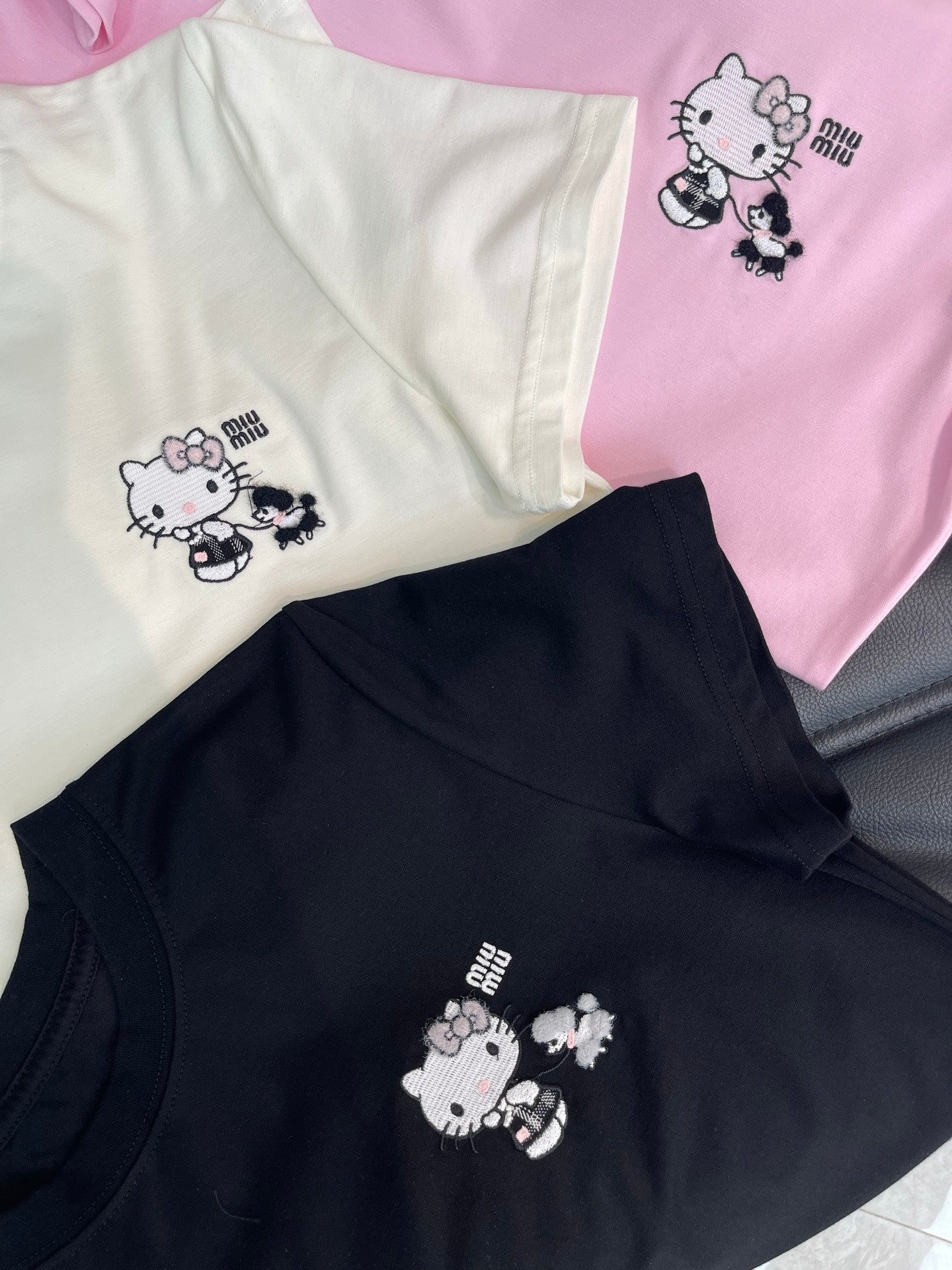 Miumiu 2026 Hello Kitty Embroidered Short-sleeved T-shirt Cotton 346491
