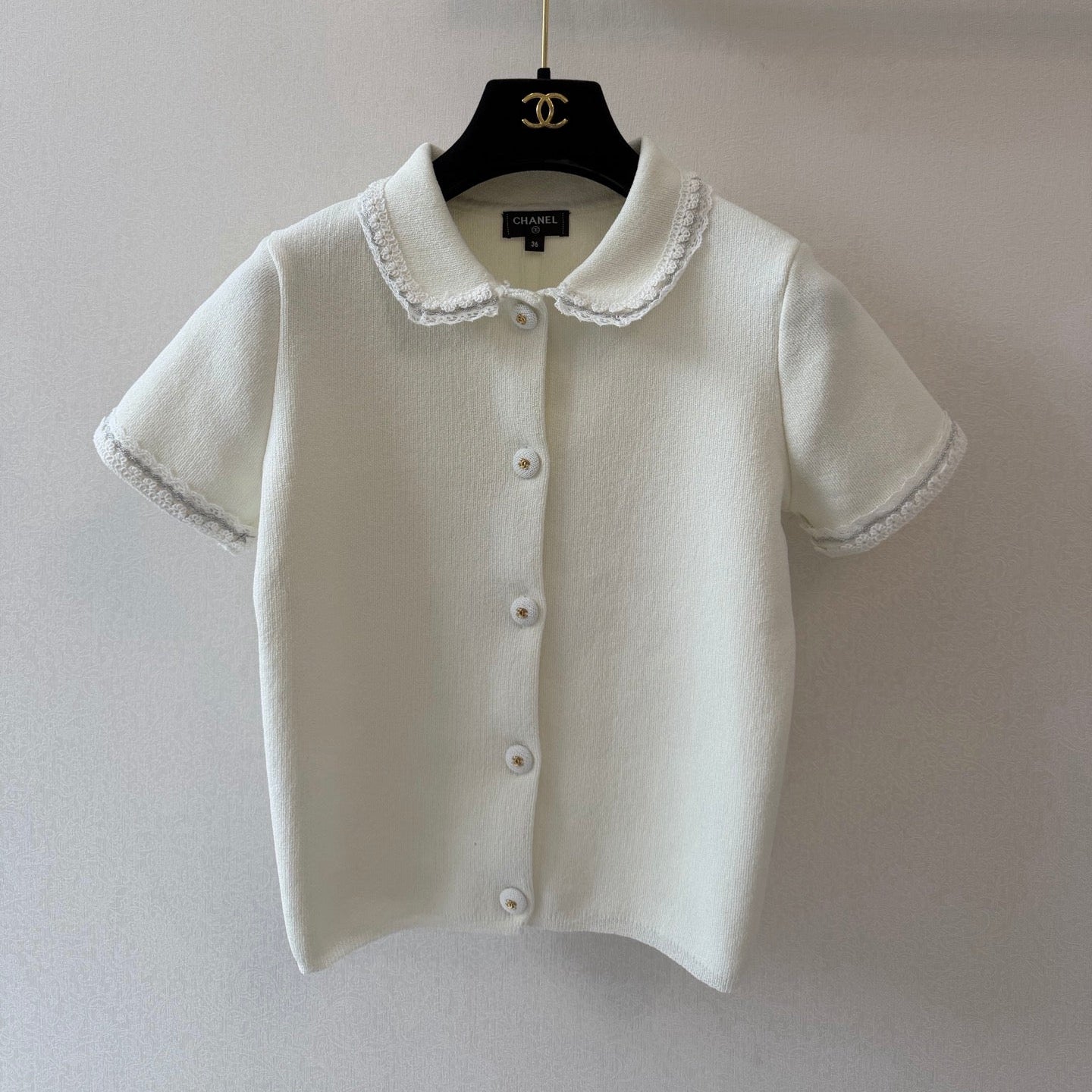 Chanel 2026 Collared Short-sleeved Cardigan White Cotton 394827