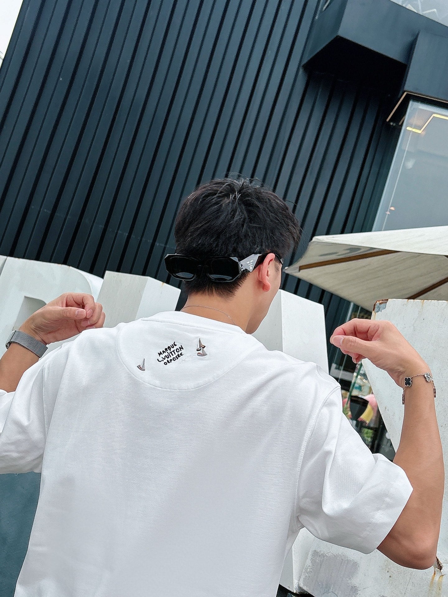 LV 26A Short-Sleeve T-Shirt Multicolor Cotton 406019