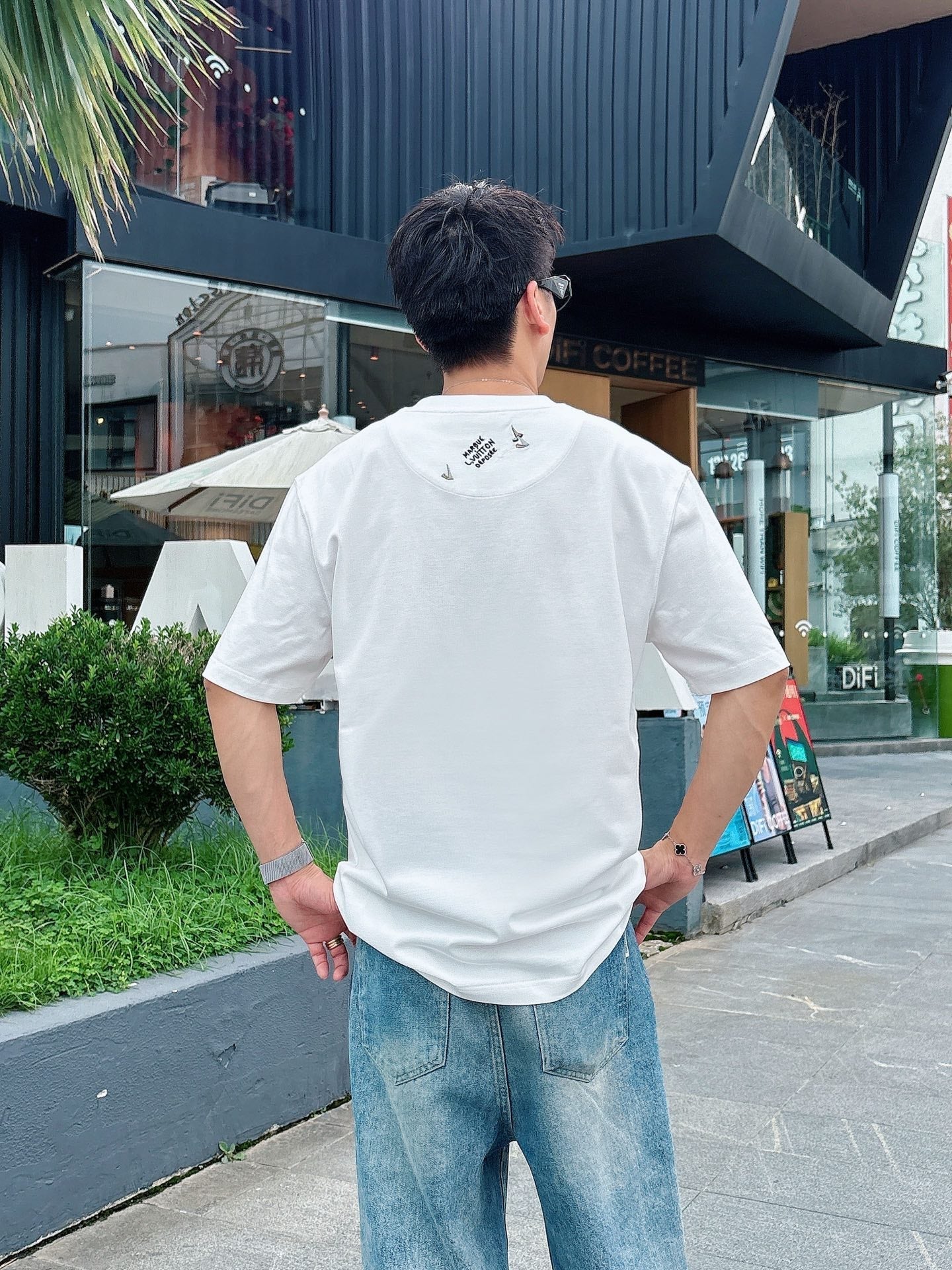 LV 26A Short-Sleeve T-Shirt Multicolor Cotton 406019