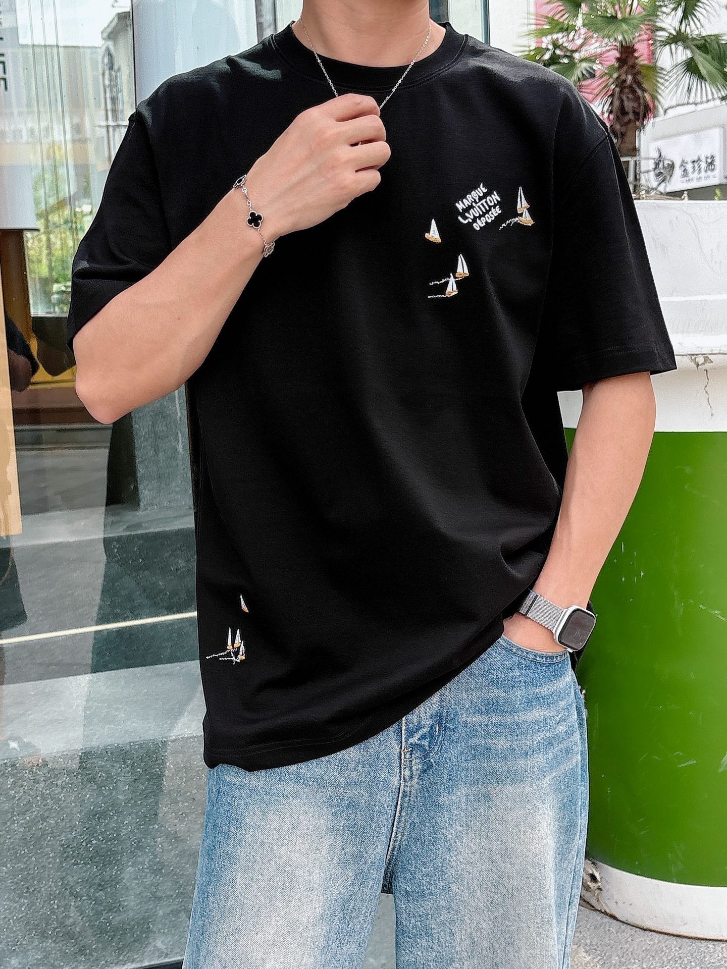 LV 26A Short-Sleeve Crew Neck T-Shirt Cotton 406010