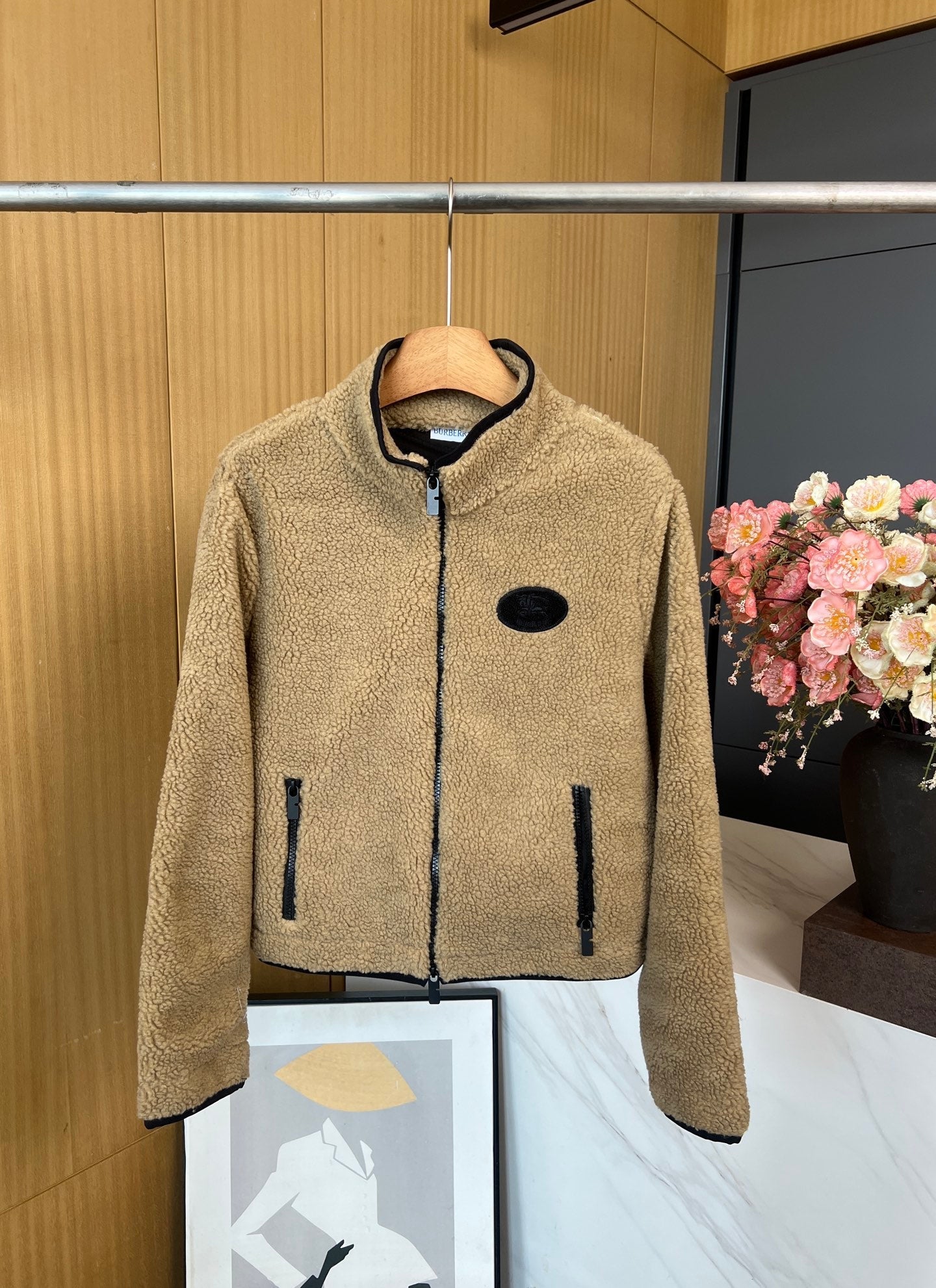 Burberry 25 Short Jacket Camel mix Black Shearling Fabric