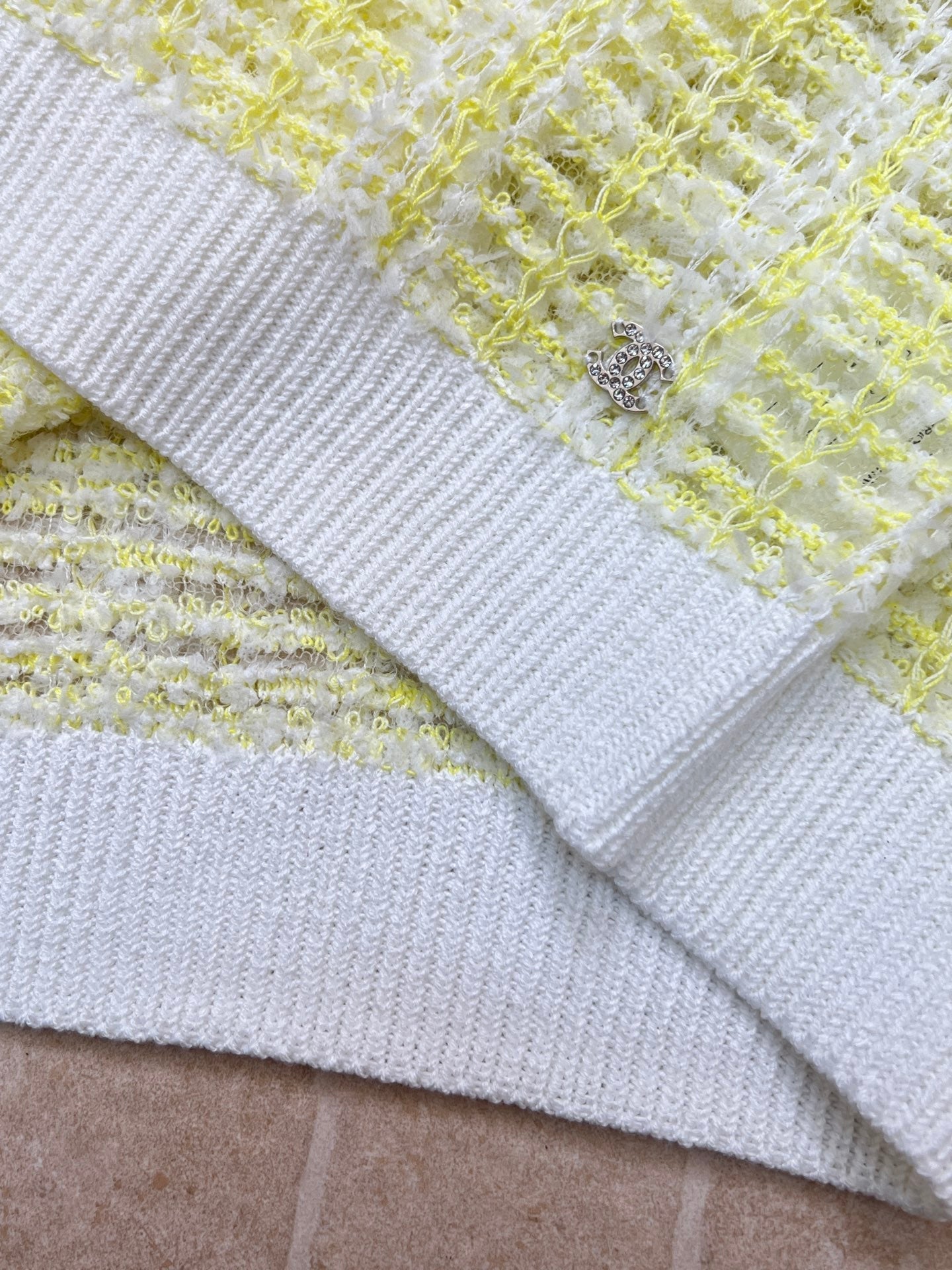 Chanel 2026 Vest Light Yellow mix White Cotton 664173