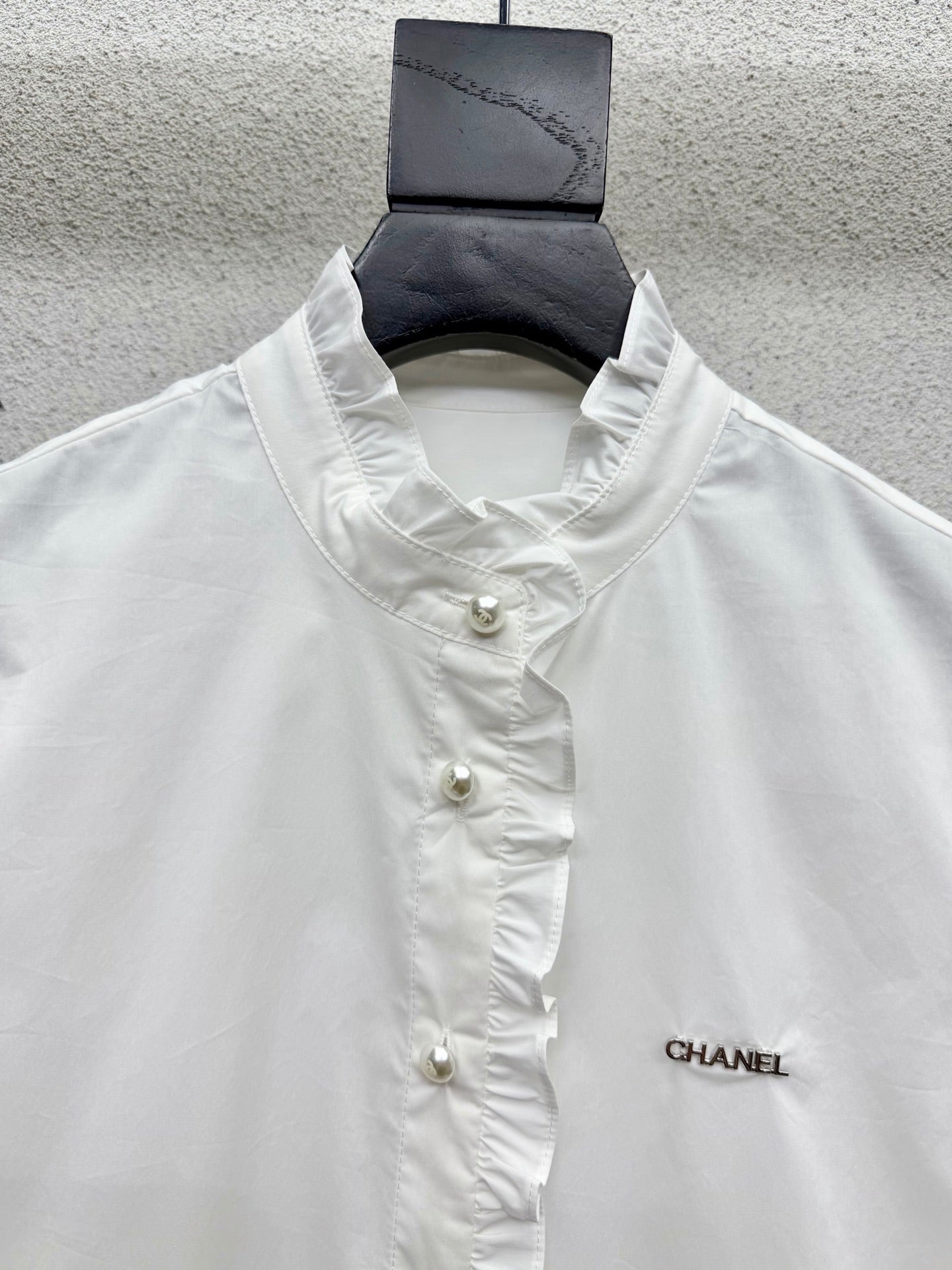 Chanel 2026 Short-sleeved Shirt Pink White Cotton 295896