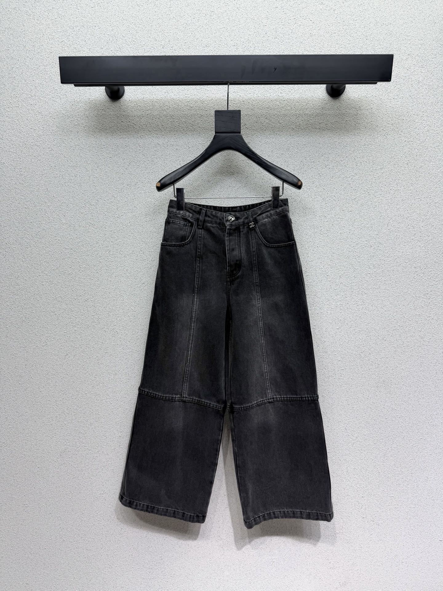 Chanel 2026 Wide-Leg Jeans Cotton 398343