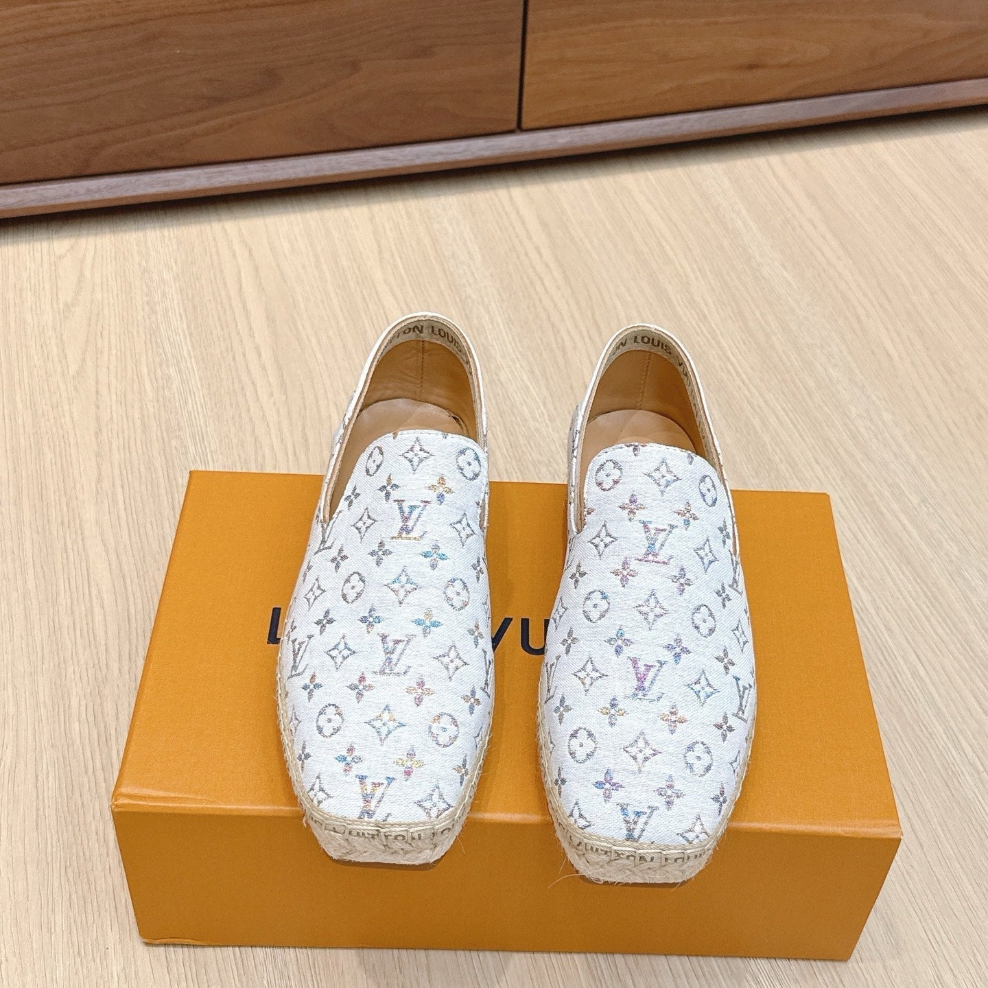 LV 26ss Loafers White Multicolor Monogram Canvas 656958