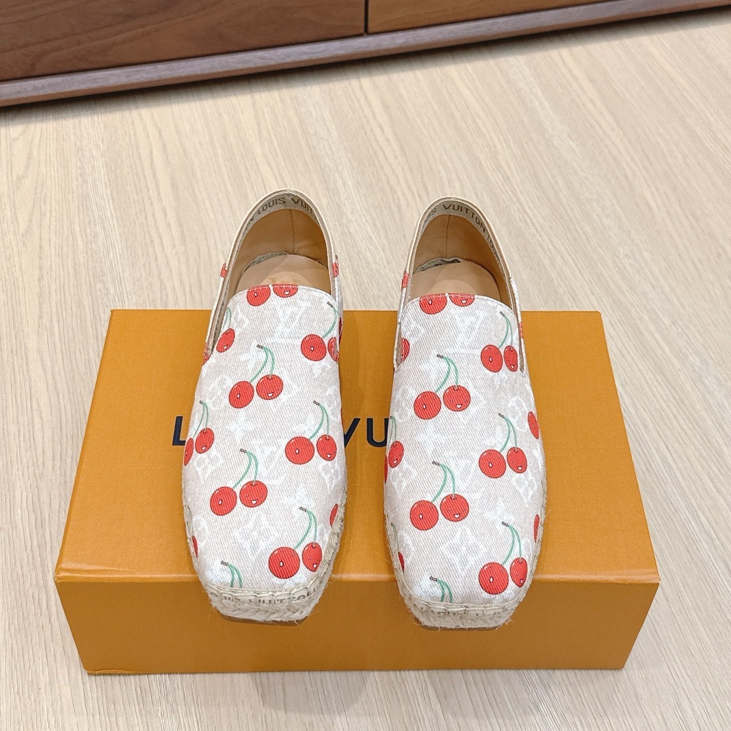 LV 26ss Loafers Ivory Red Monogram Denim 656960