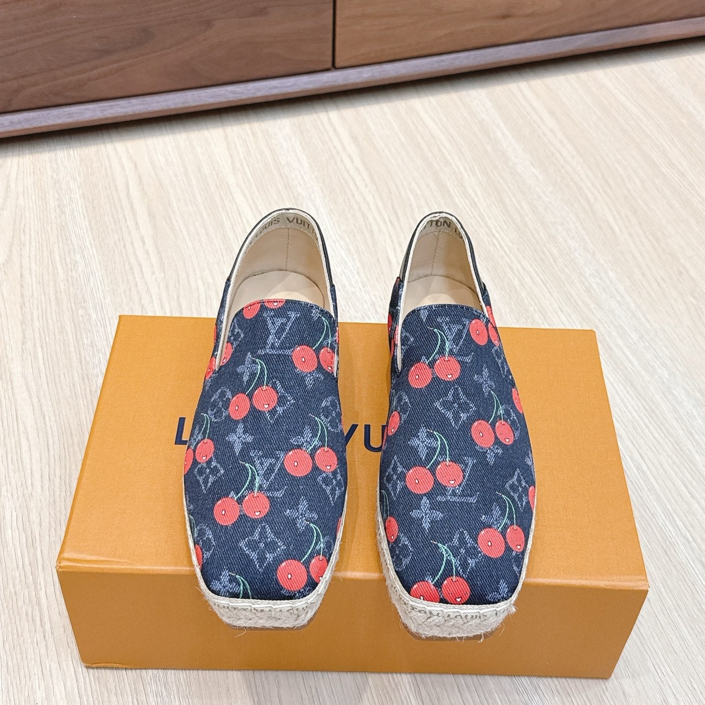 LV 26ss Loafers Dark Blue Red Monogram Denim 656961