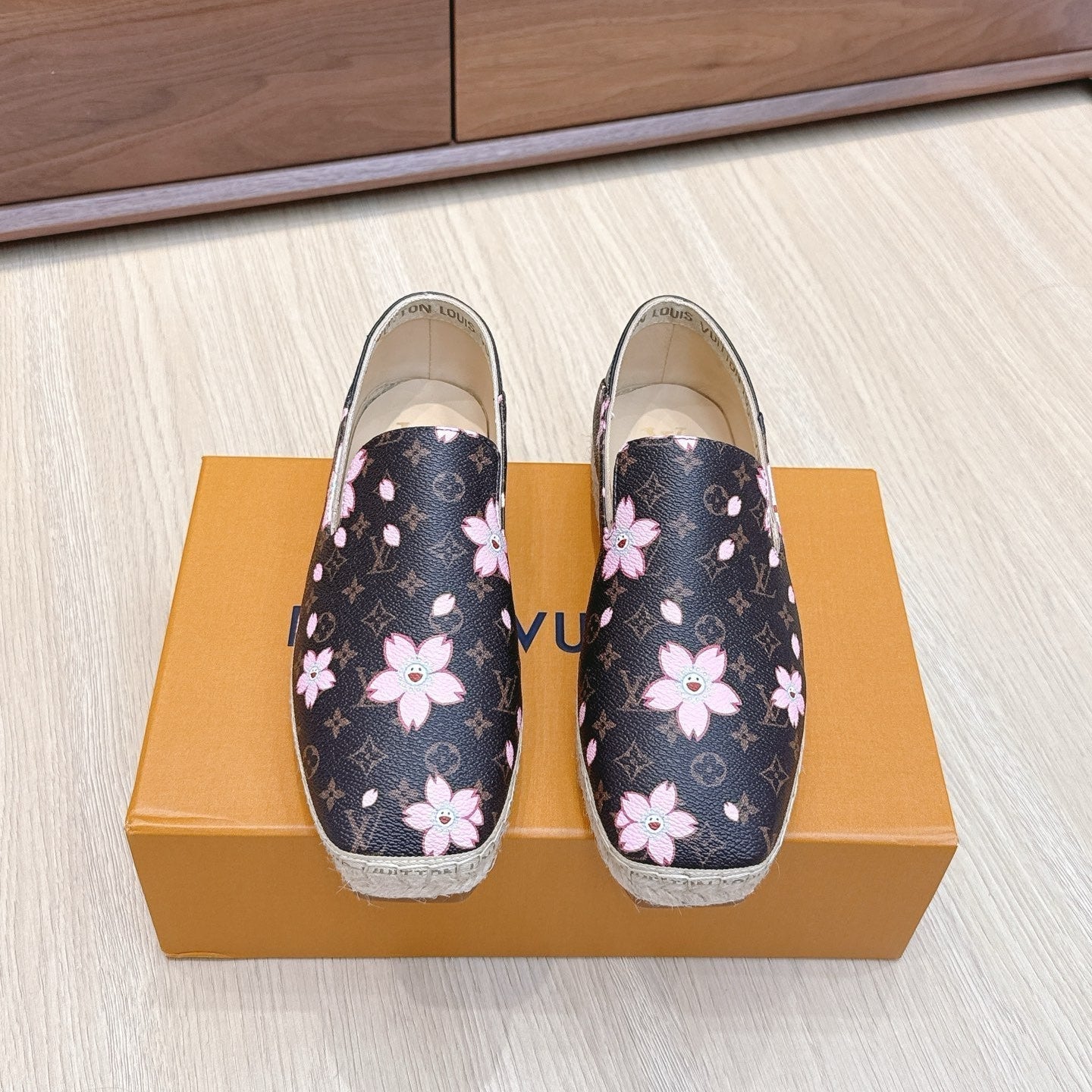 LV 26ss Loafers Brown Pink Genuine Leather 656967