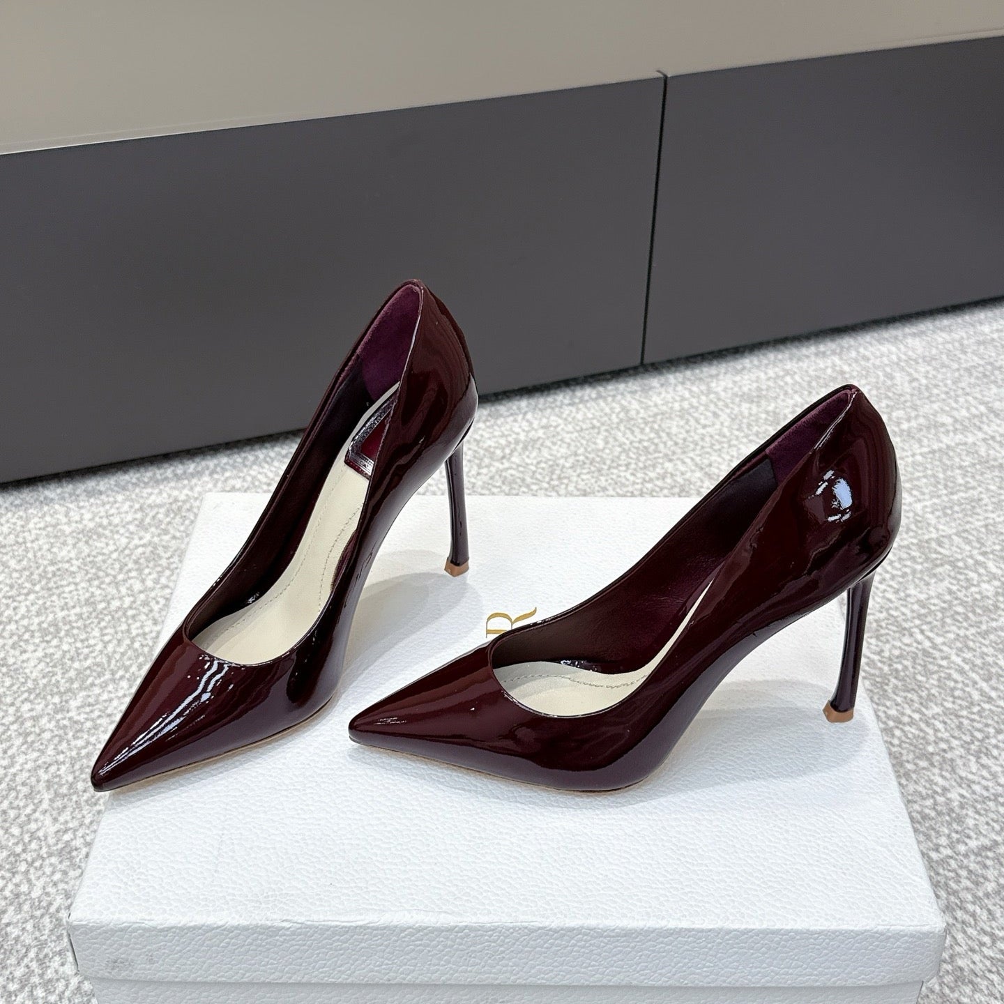 CD 26s High Heels Pump 105 Dark Burgundy Patent Leather 661477