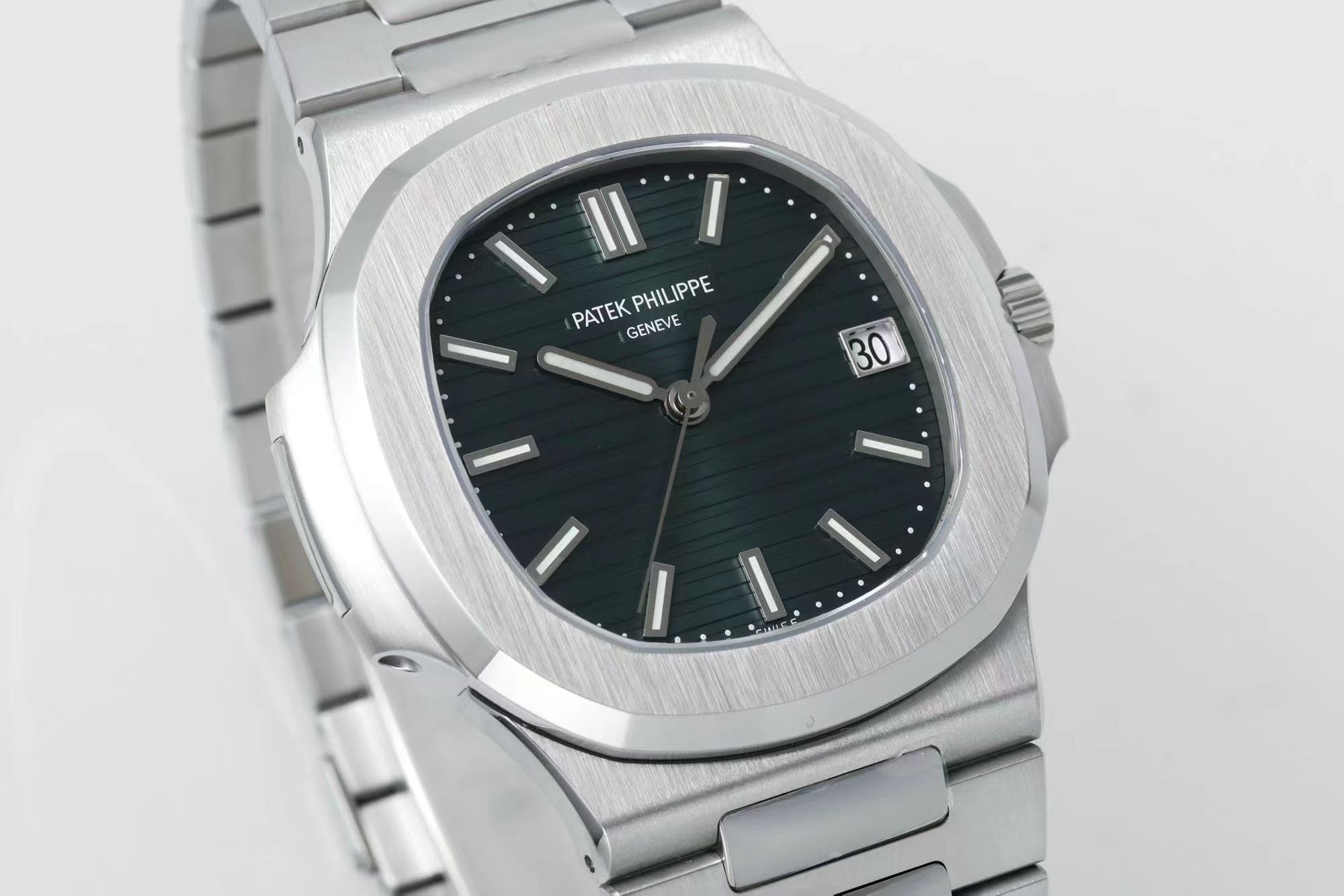 Patek Philippe Nautilus 41mm Dark Emerald Green Dial Steel Strap