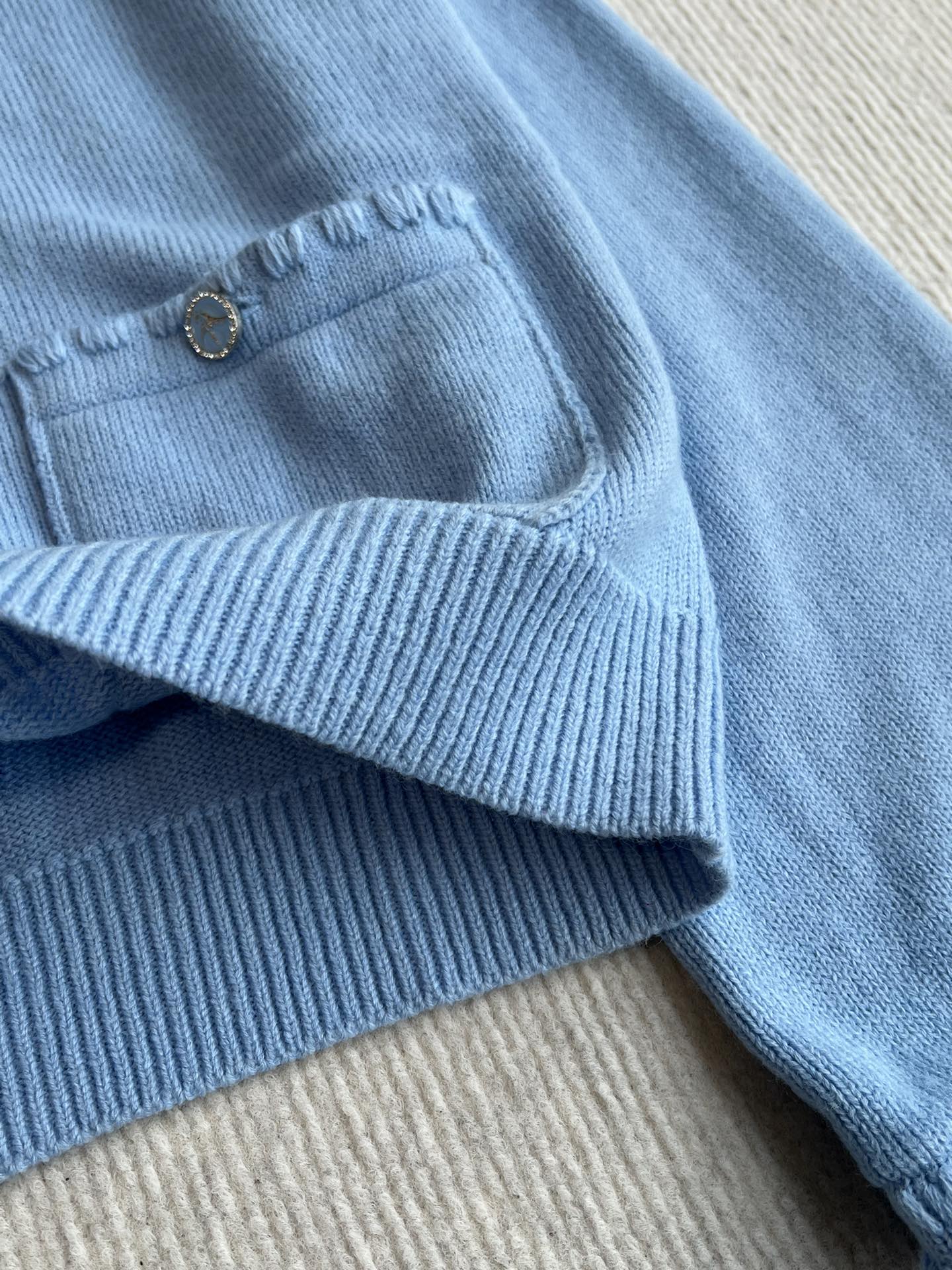 CC 25 cashmere round neck cardigan 234788