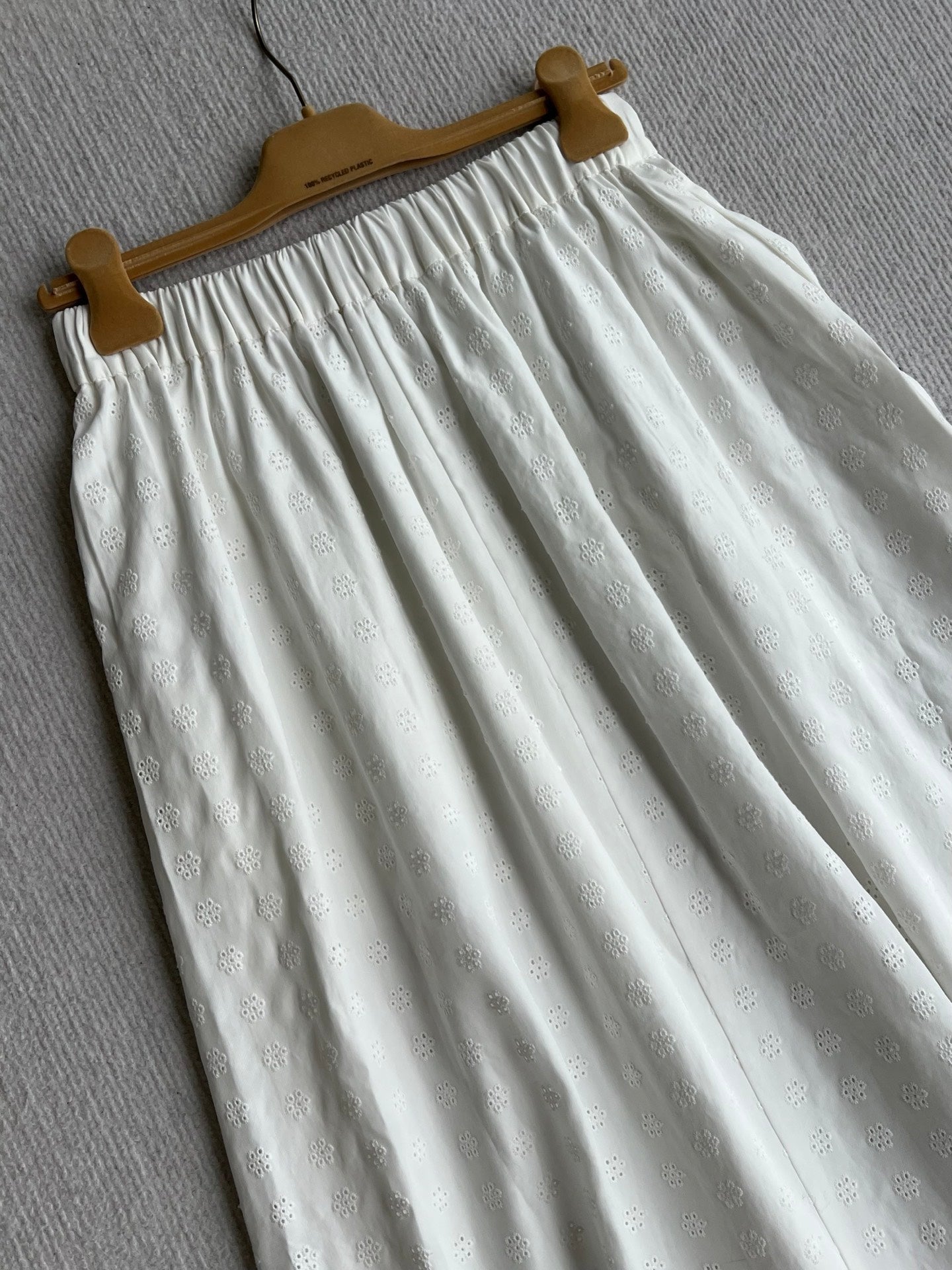 MiuMiu 2026 Neck Top And Mid-Length Skirt Cotton 401251