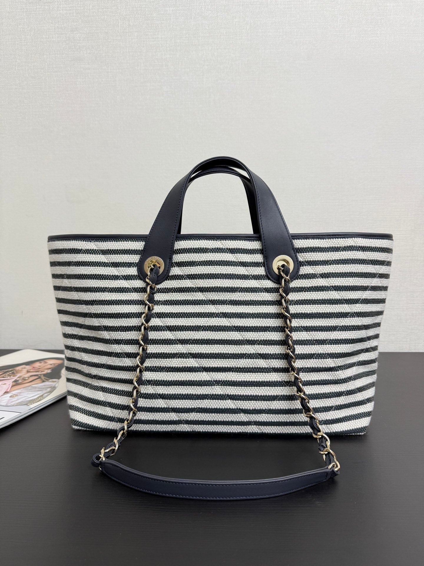 Chanel 26 Woven Beach Bag 46 White Navy Blue Canvas Leather