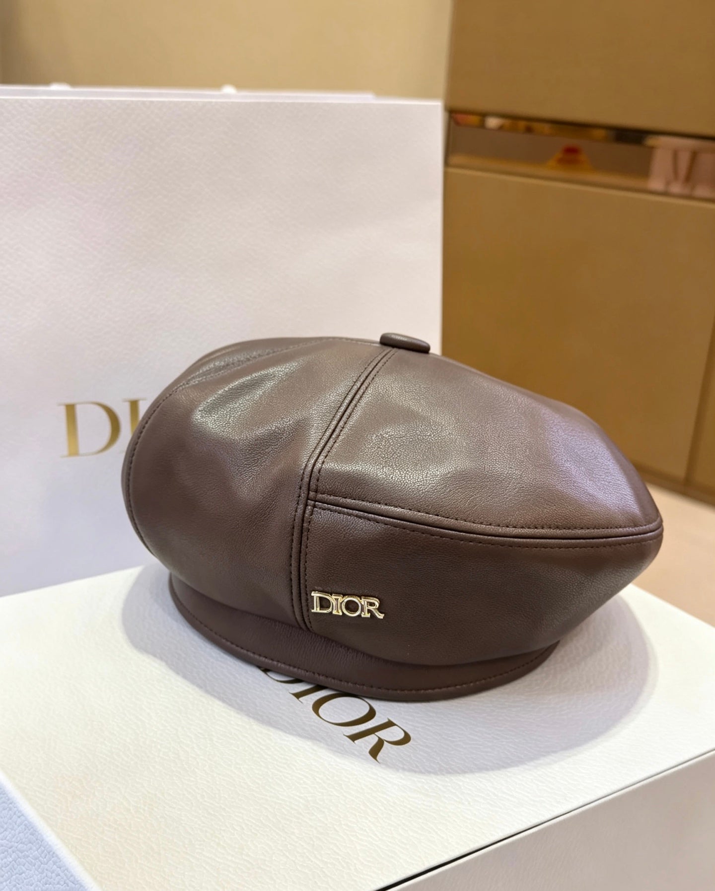 Dior Beret Leather 212928