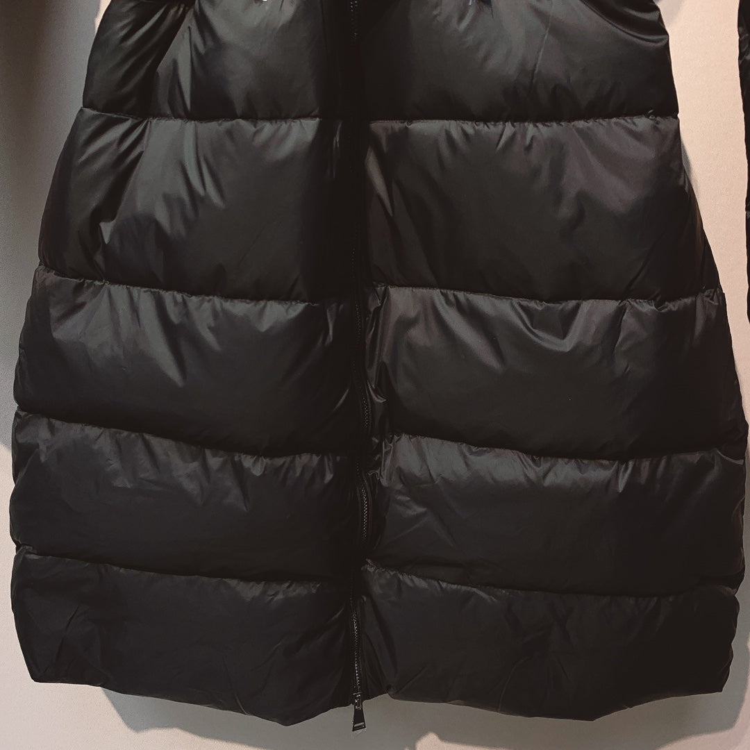 Moncler 25 Long Down Jacket With Rabbit Fur Collar 289112