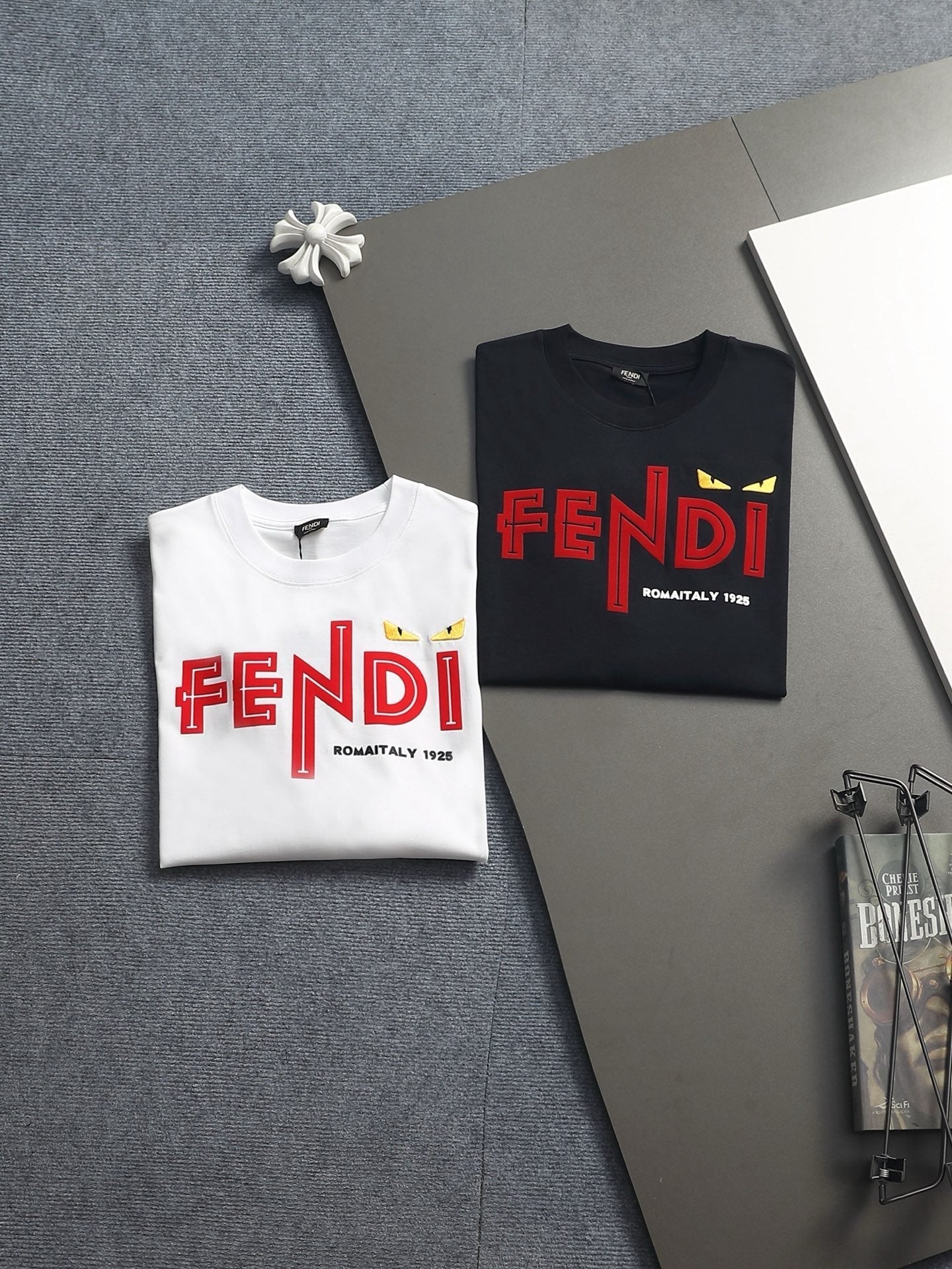 Fendi 2026 Men's Short Sleeve T-Shirt 829800