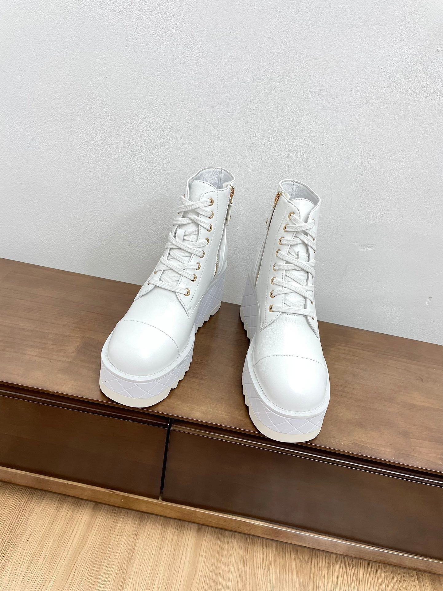 CC Ankle Boots 100mm White Lambskin