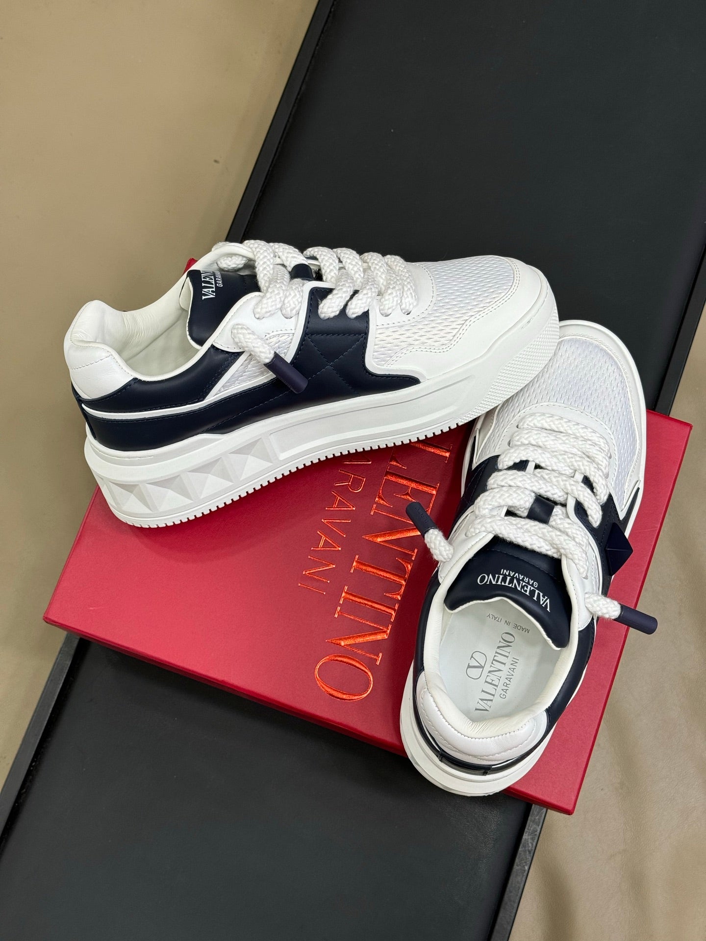 VT 2025 Sneakers White Dark Blue Frabic Cowhide 548578