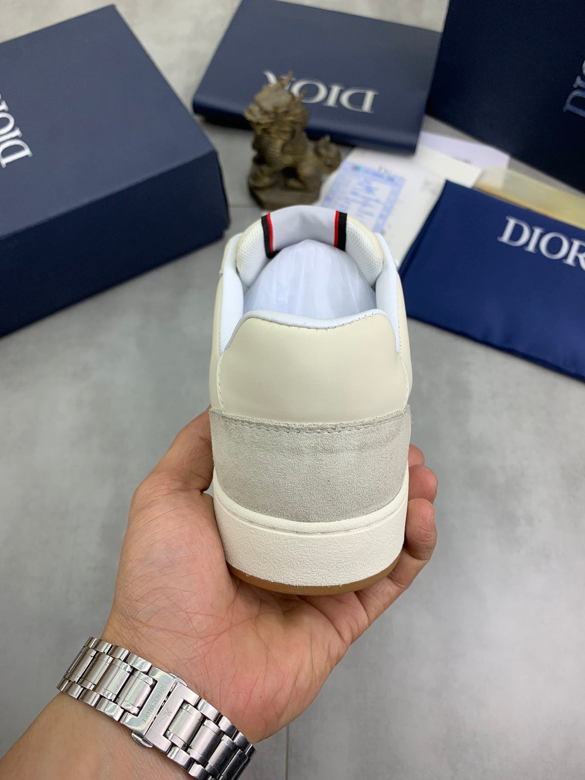 CD HOMME SNEAKERS IVORY CALFSKIN AND SUEDE