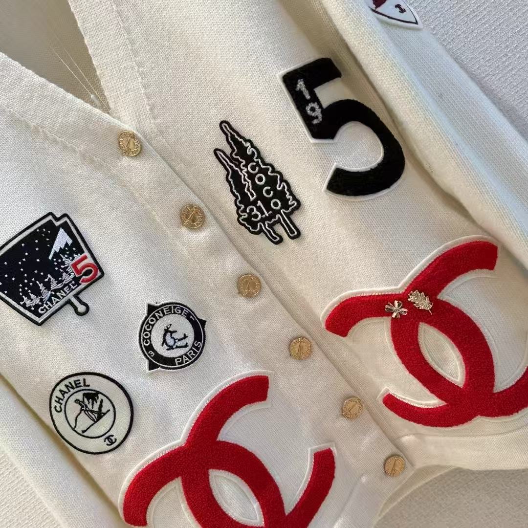 Chanel 2026 Cardigan White Mix Colors Wool