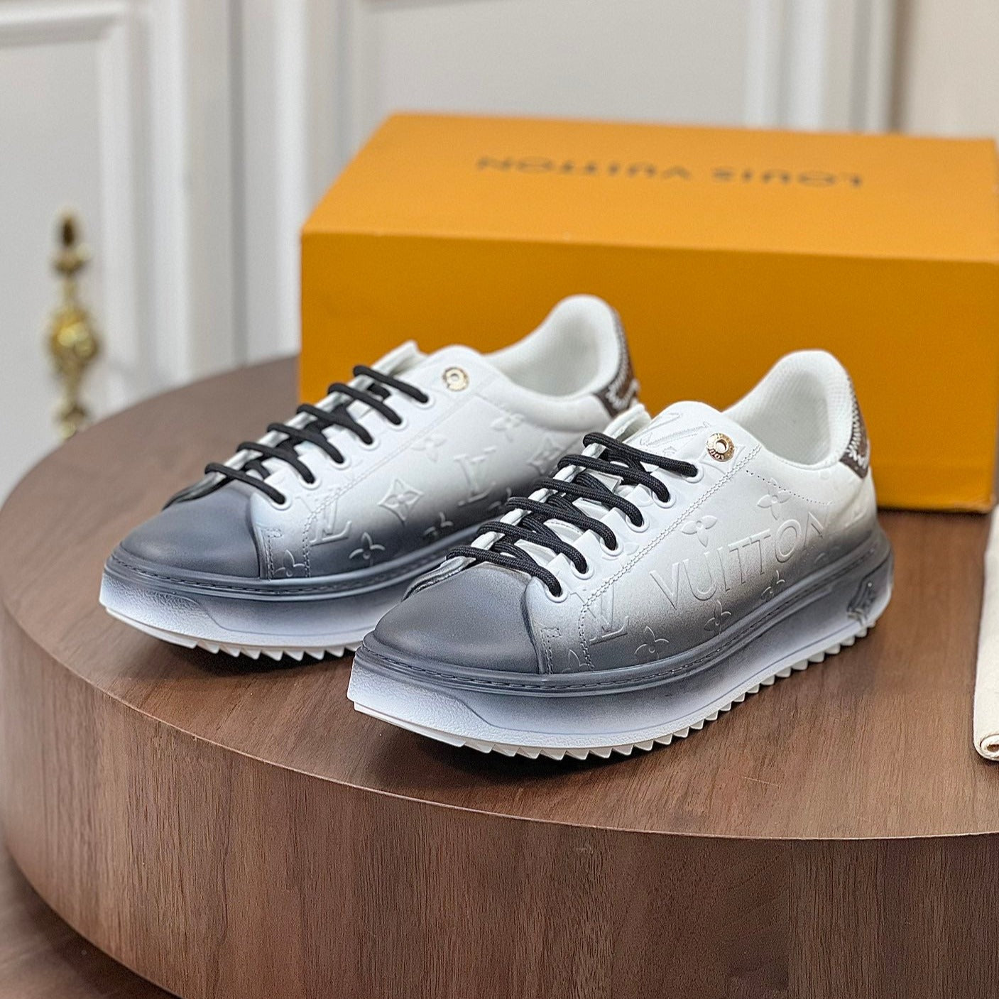 LV TIME OUT SNEAKER GREY MIX WHITE CALFSKIN