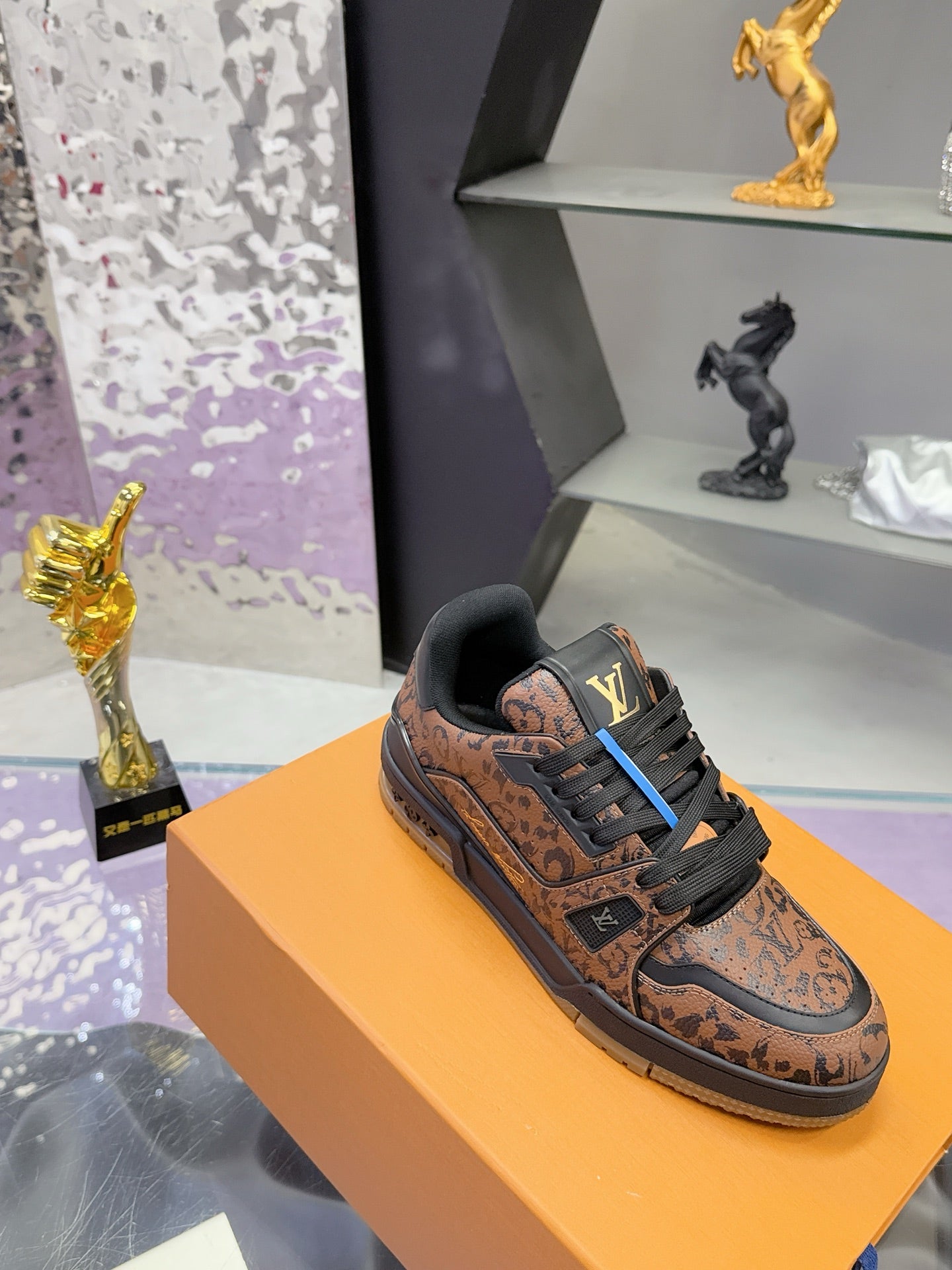 LV x Tyler 26ss Sneaker Black Brown Cowhide  672143