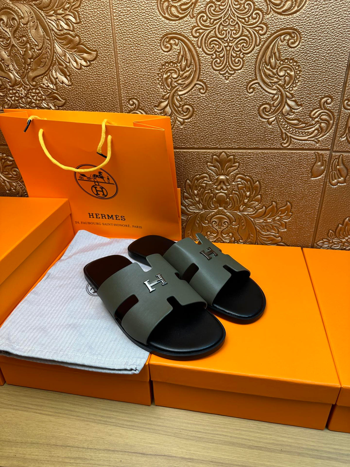 HM IZMIR H-BUCKLE SANDAL ARMY CALFSKIN
