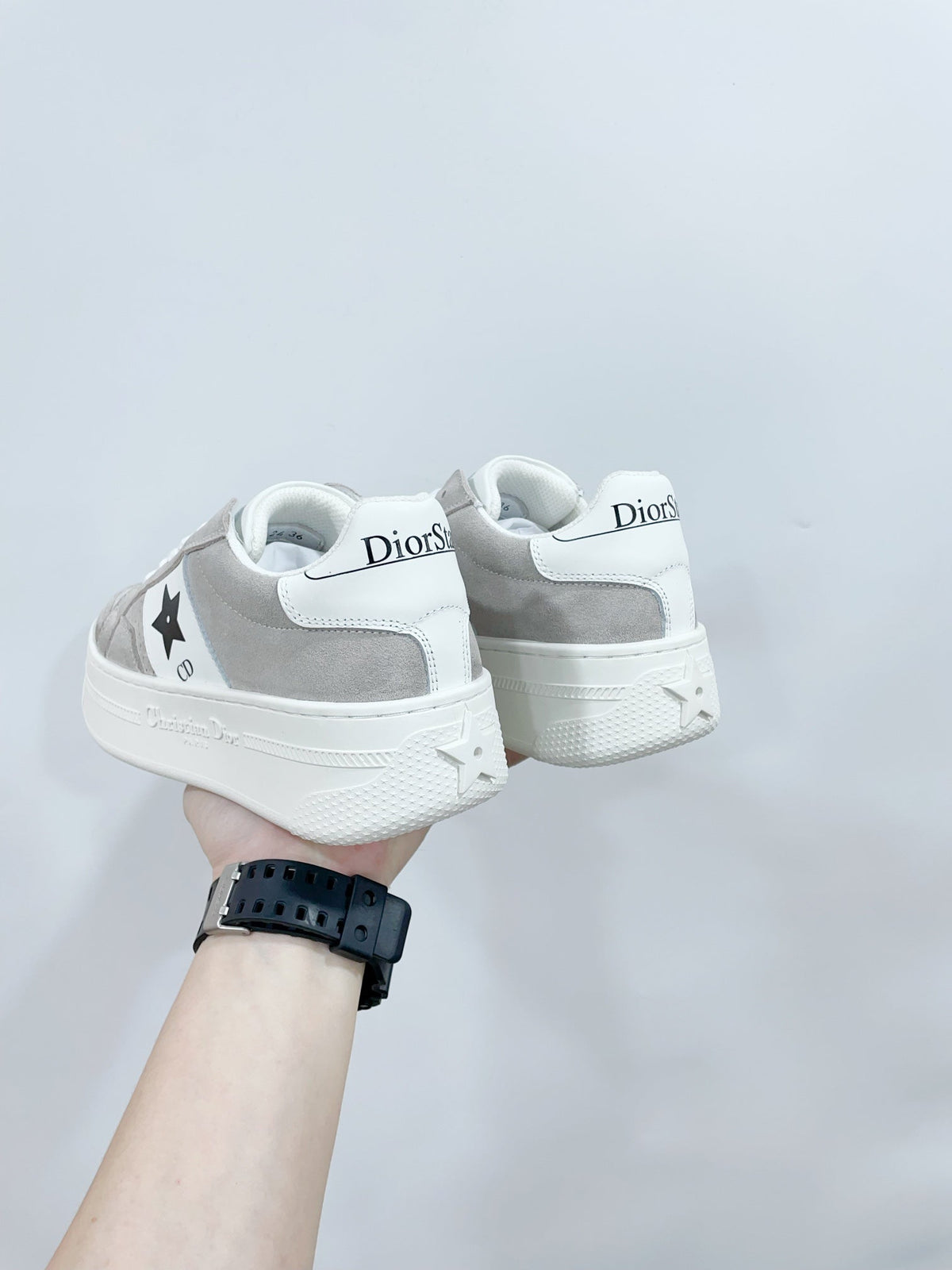 CD Star Platform Sneaker In Light Grey Suede 999872