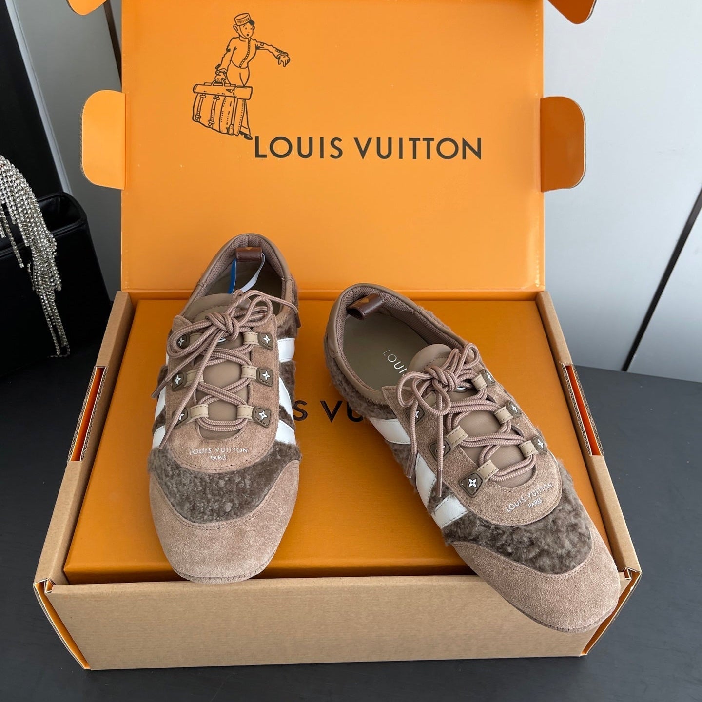 LV 26ss Ballet Sneakers Brown Suede 631484