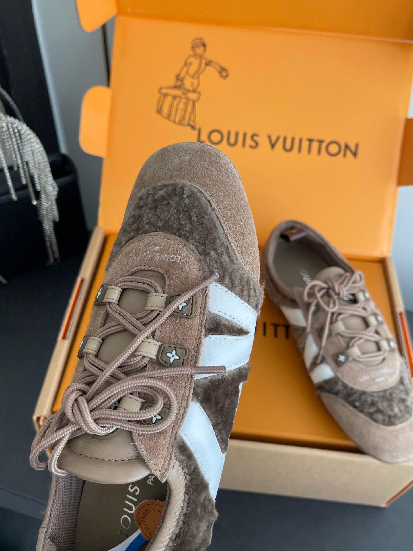 LV 26ss Ballet Sneakers Brown Suede 631484