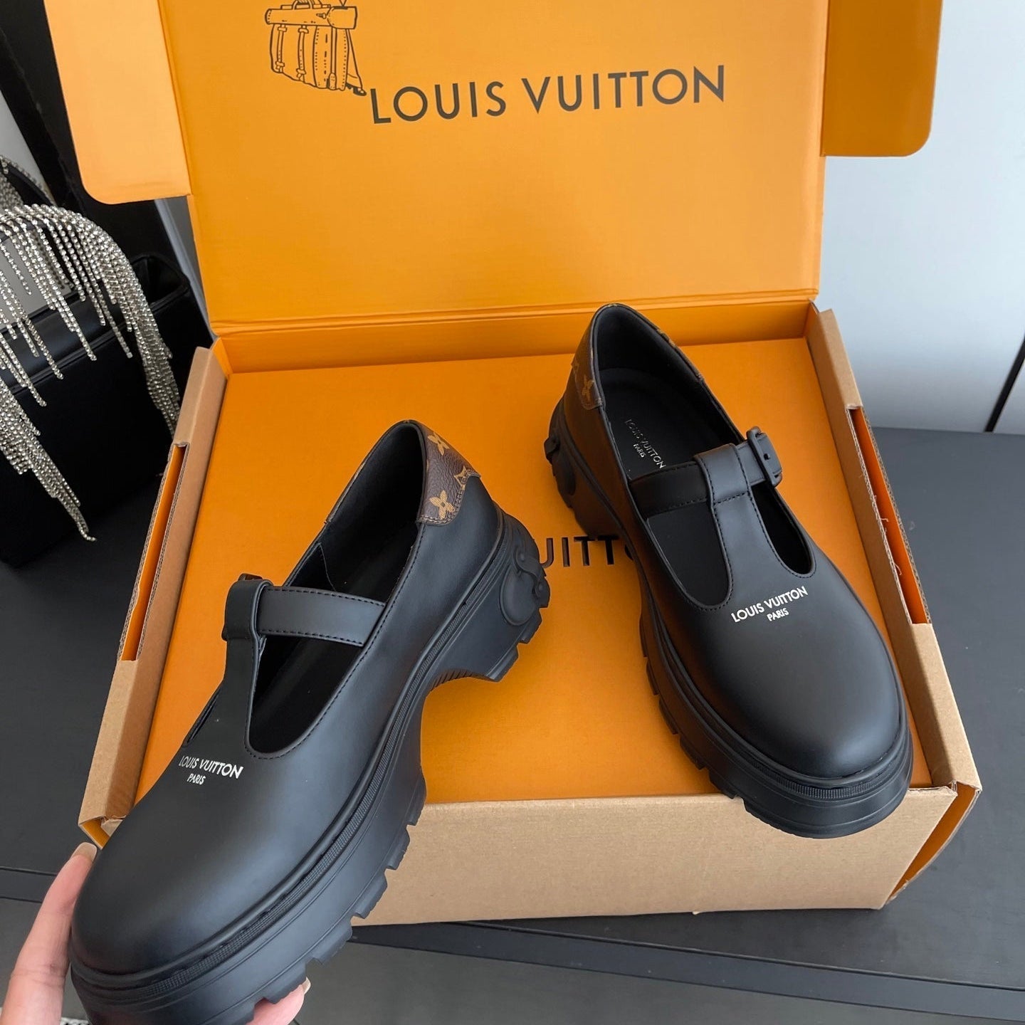 LV 26ss Platform Mary Jane Black Cowhide 631498