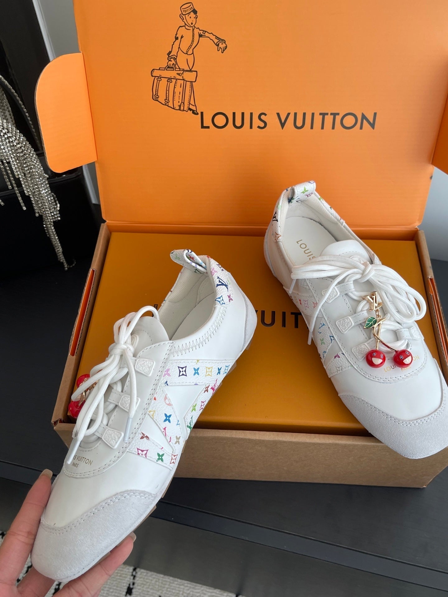 LV 26ss Ballet Sneakers White Light Gray Suede 631489