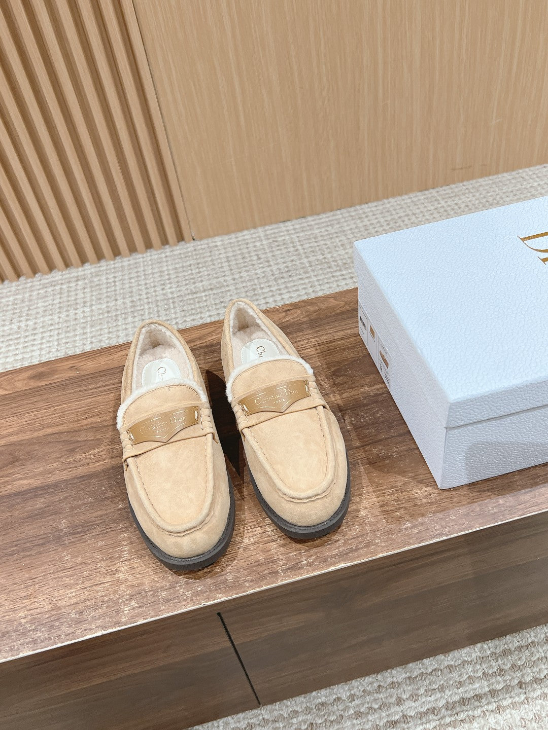 CD Loafer In Beige Suede 101003