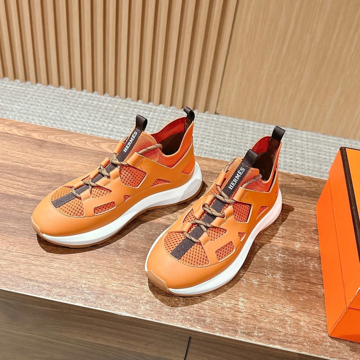 HM Katana Sneaker Oranger Calfskin 317596