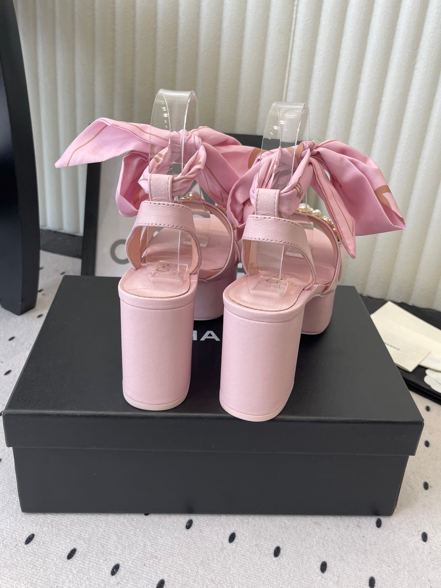 CC 26s Platform Sandals 75 Pink Sheepskin Mixed Gold Charm 650090