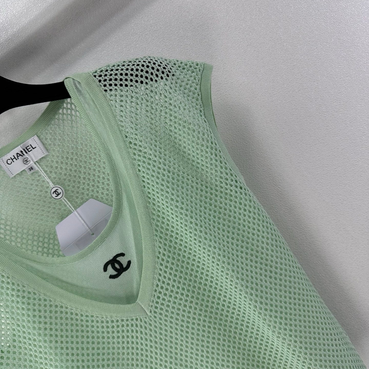 Chanel 2026 Openwork Knit Vest Green Wool 395635