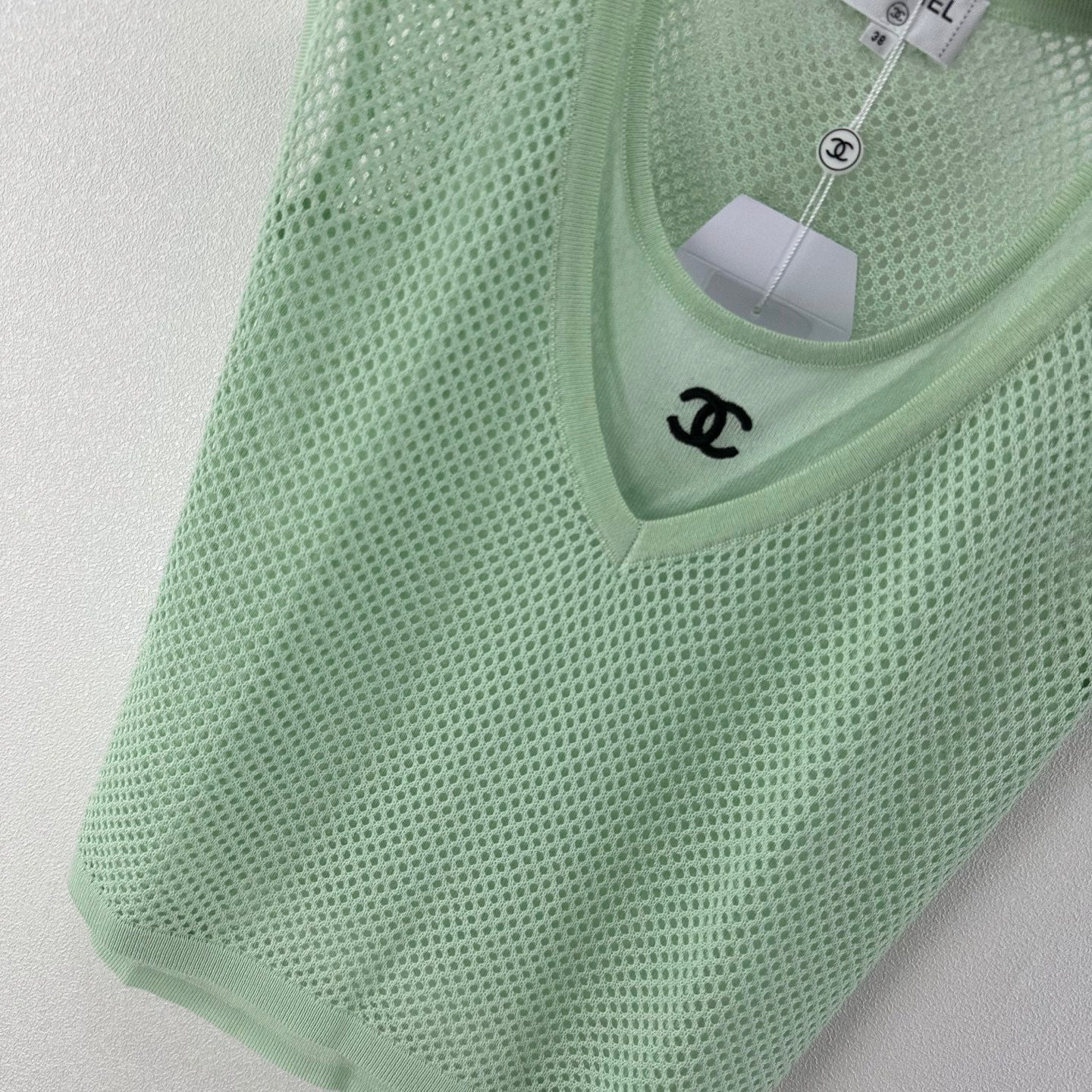 Chanel 2026 Openwork Knit Vest Green Wool 395635