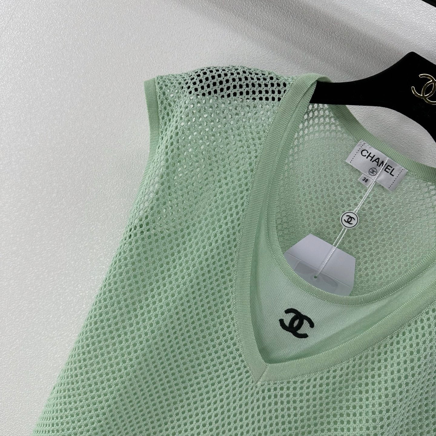Chanel 2026 Openwork Knit Vest Green Wool 395635