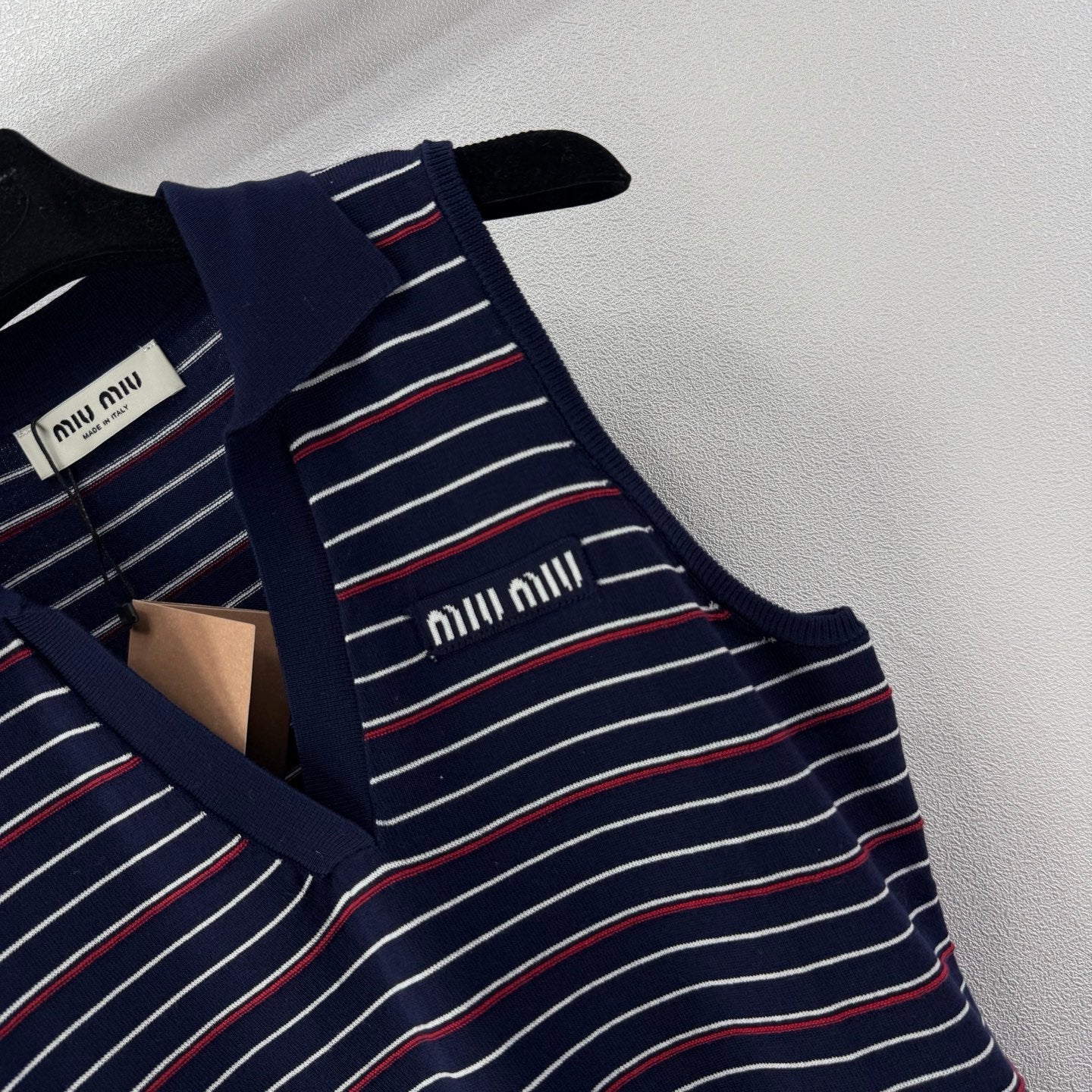 Miumiu 2026 Striped Collared Vest Tencel 395603