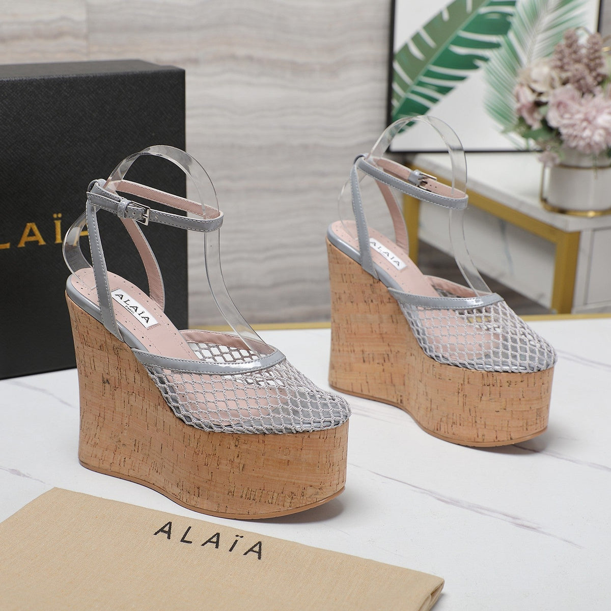 ALAIA WEDGE SANDAL IN LIGHT GREY MESH AND BEIGE RUBBER
