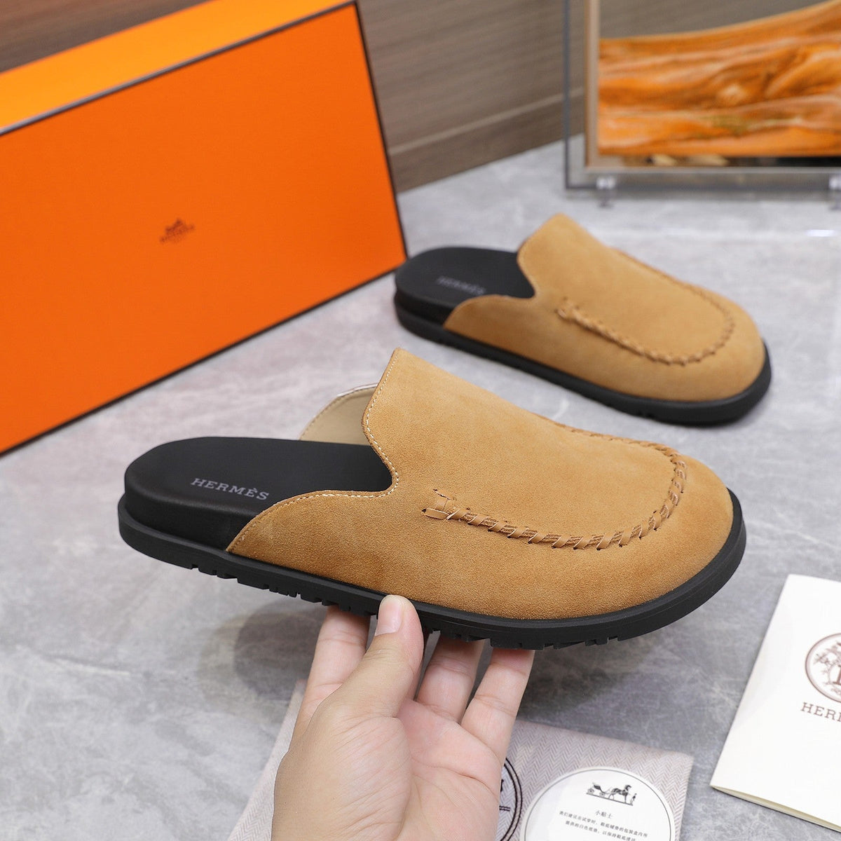 HM 25 Johan Mule Light Brown Suede