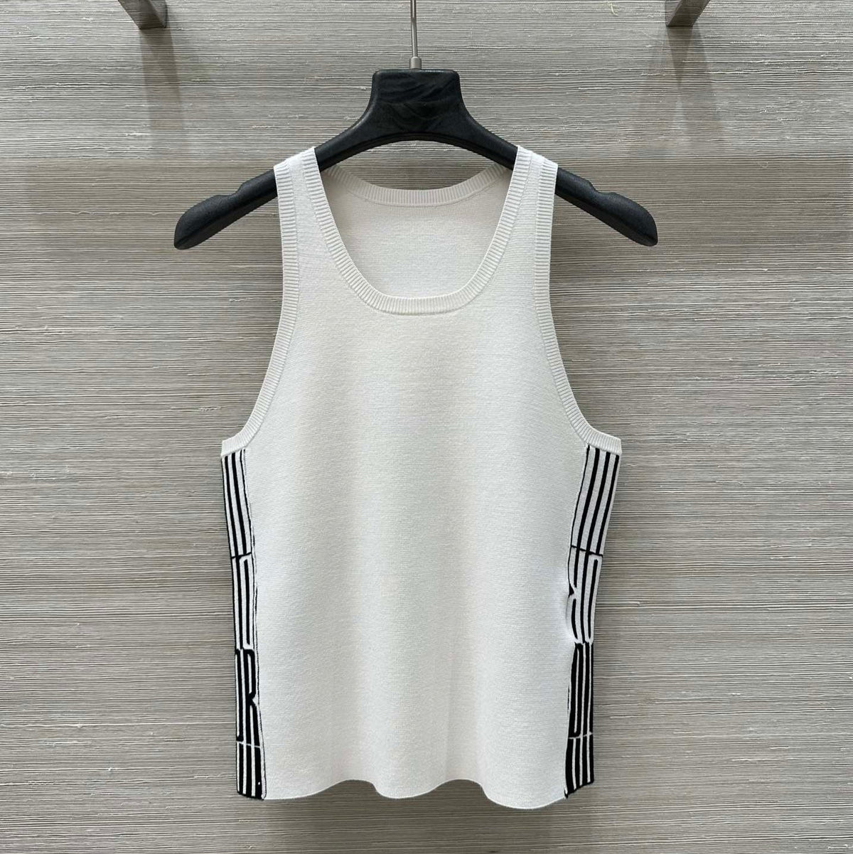 CD 25 Embroidery Knitted Vest Top White Polyester Cotton