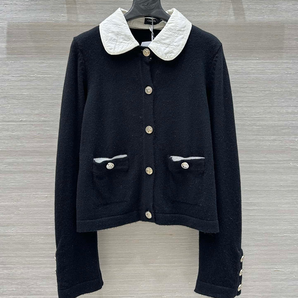 CC 25 Cardigan Black Cashmere