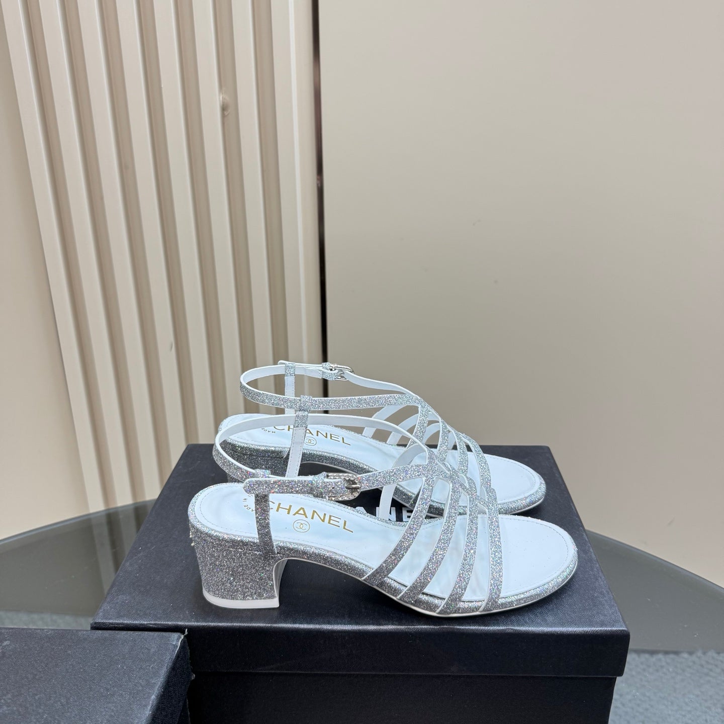 CC 25 Sandal Heels Silver Sheepskin 239420