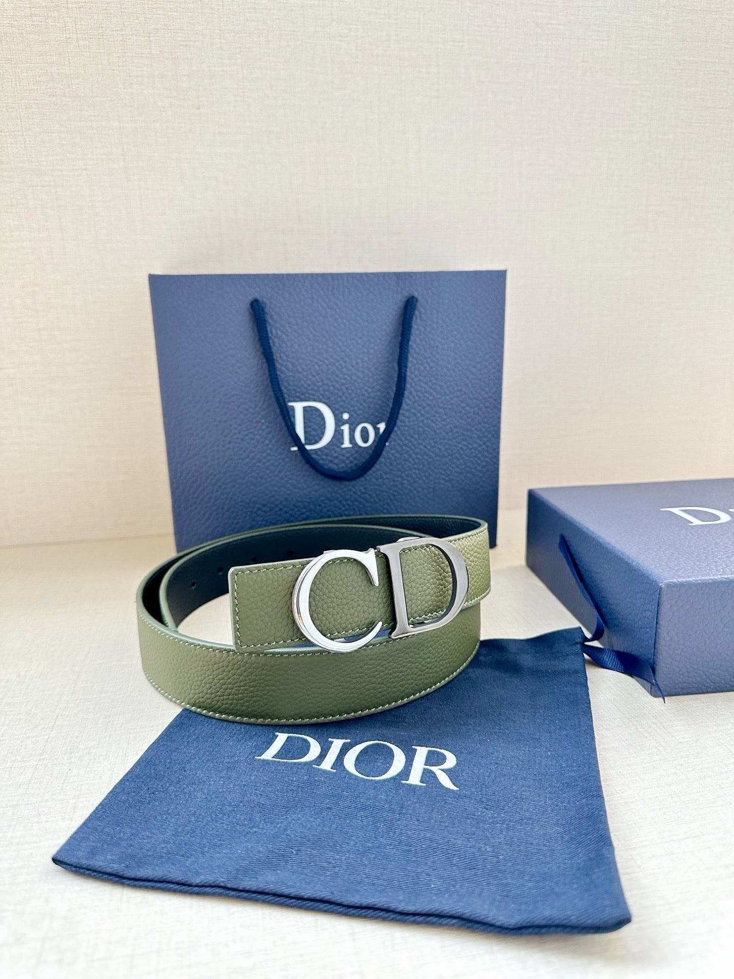 Dior 35mm Montaigne Reversible Belt Grained Calfskin 208469