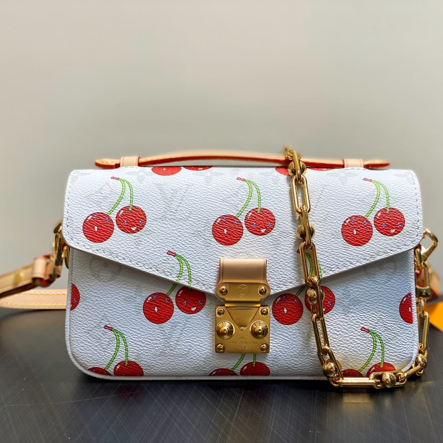 LV x TM Pochette Métis East West 21.5cm White Cherry Canvas
