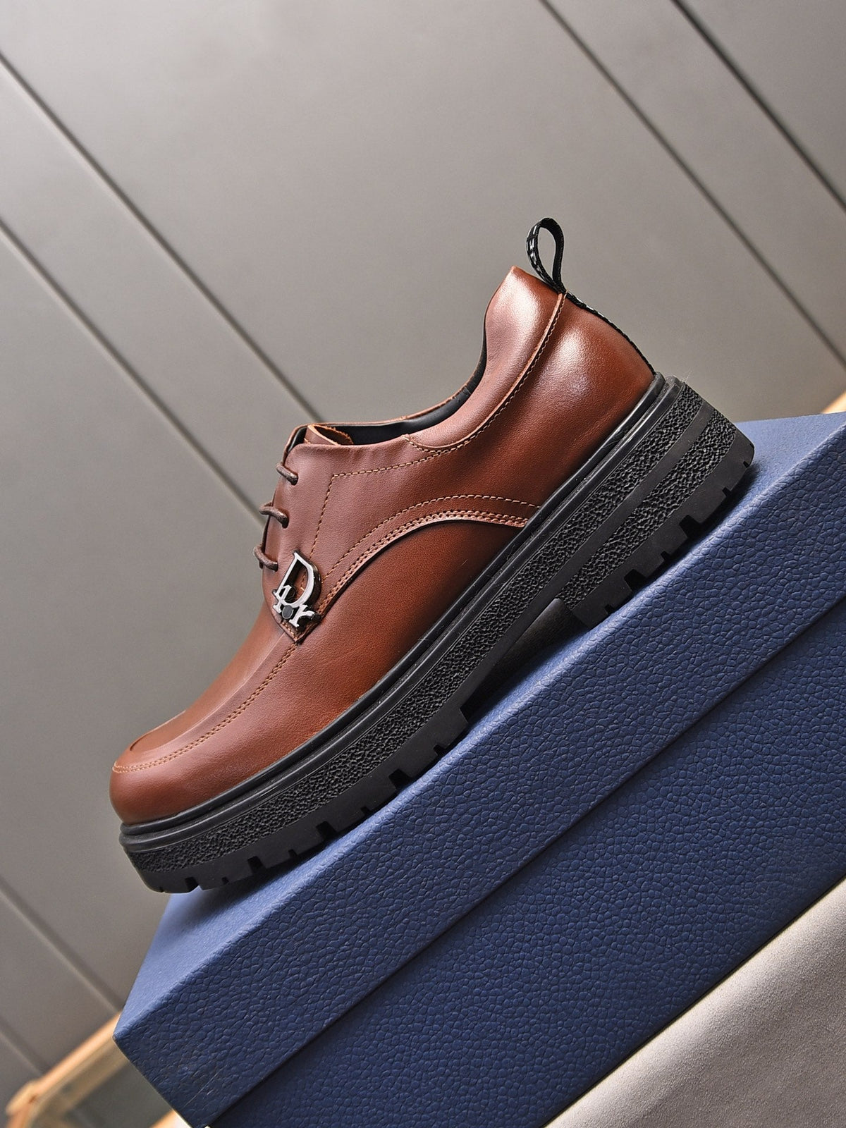 CD EXPLORER LACE-UP LOAFER BRICK CALFSKIN