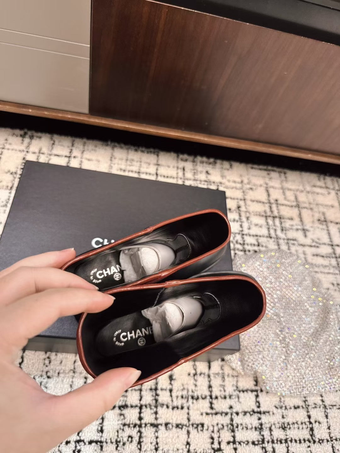Chanel 25A Winter New Low Boots Black Red Cowhide 393514