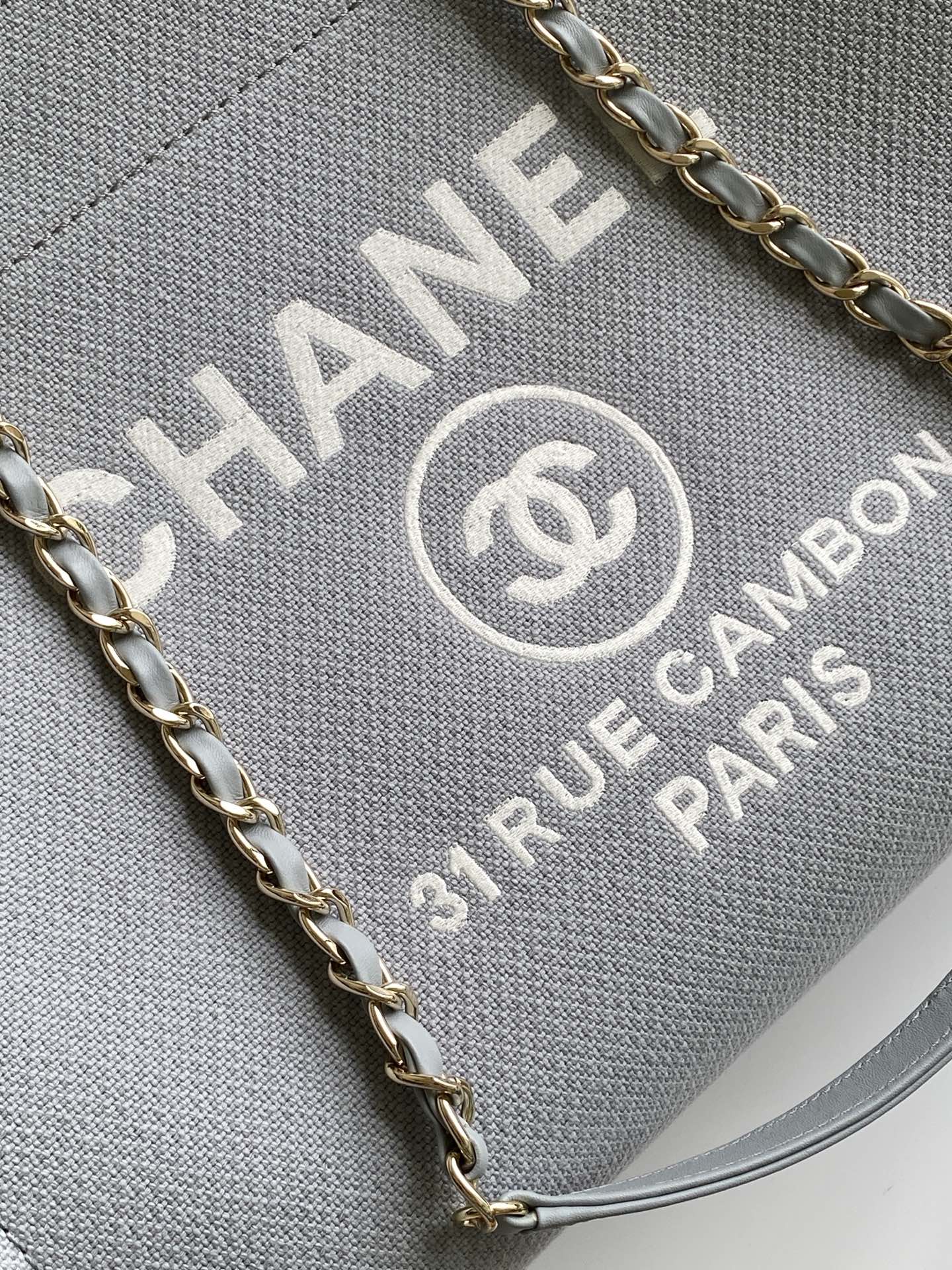 CC 2025 Deauville Tote Bag Light Gray Canvas